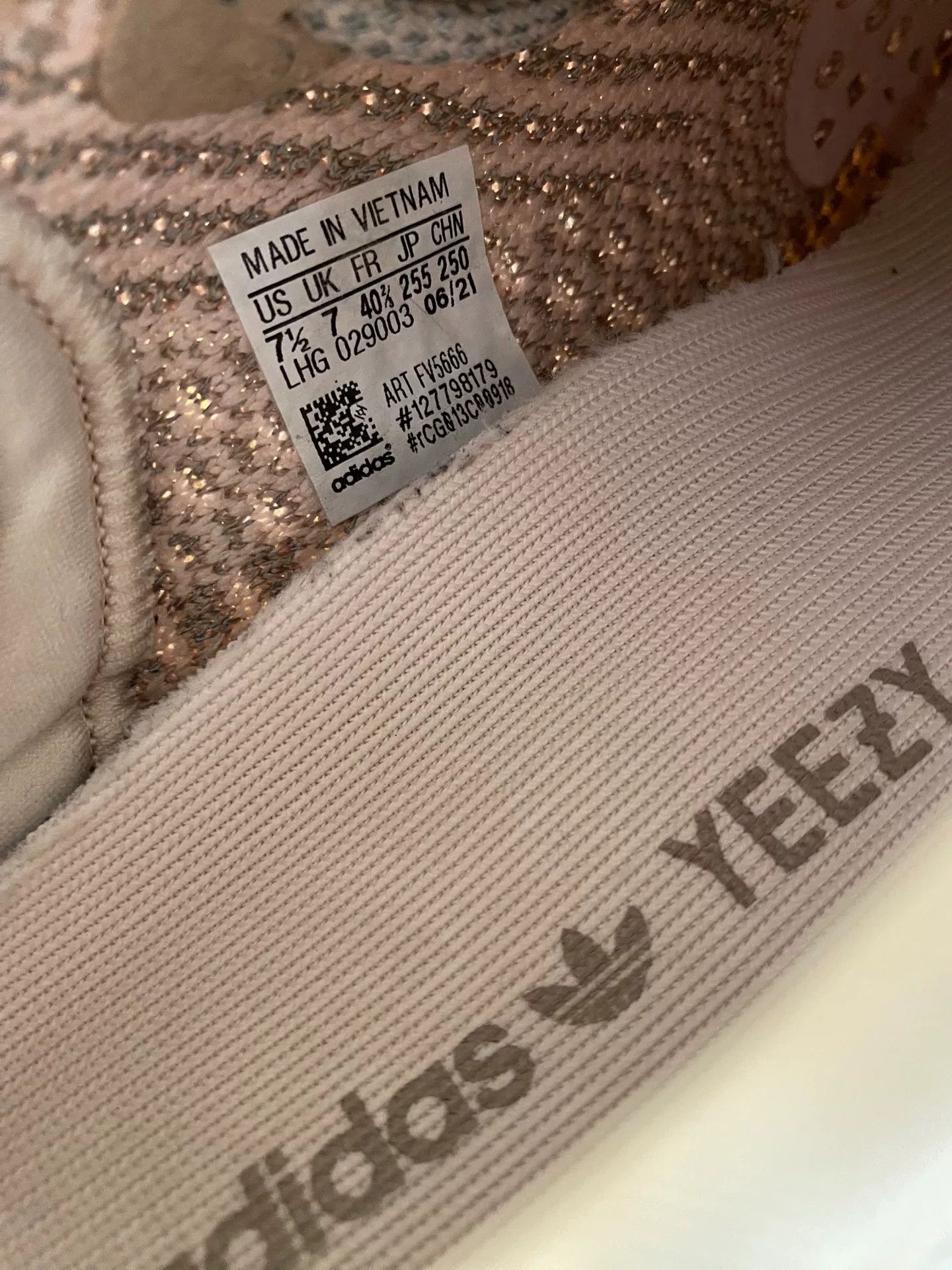 Adidas Adidas YEEZY350 Pink Lowtop Sneakers 40 Men Size US 7.5 / EU 40-41 - 7 Thumbnail