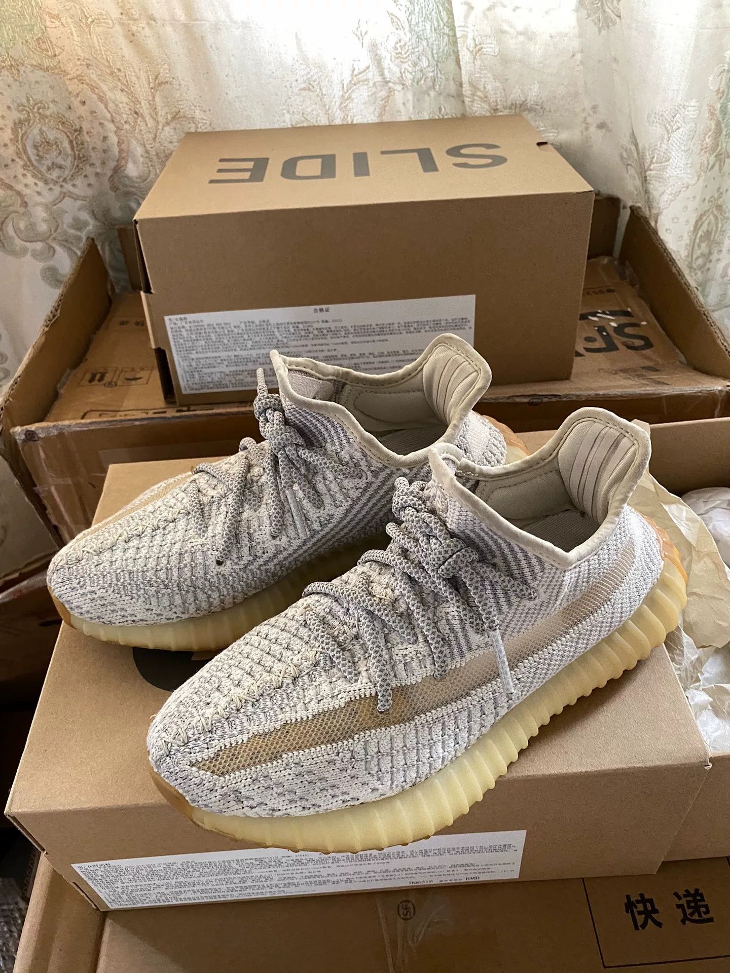 Adidas Adidas YEEZY350 Limited Yellow Lowtop Sneakers 36 Men Size US 5 / EU 37 - 2 Thumbnail