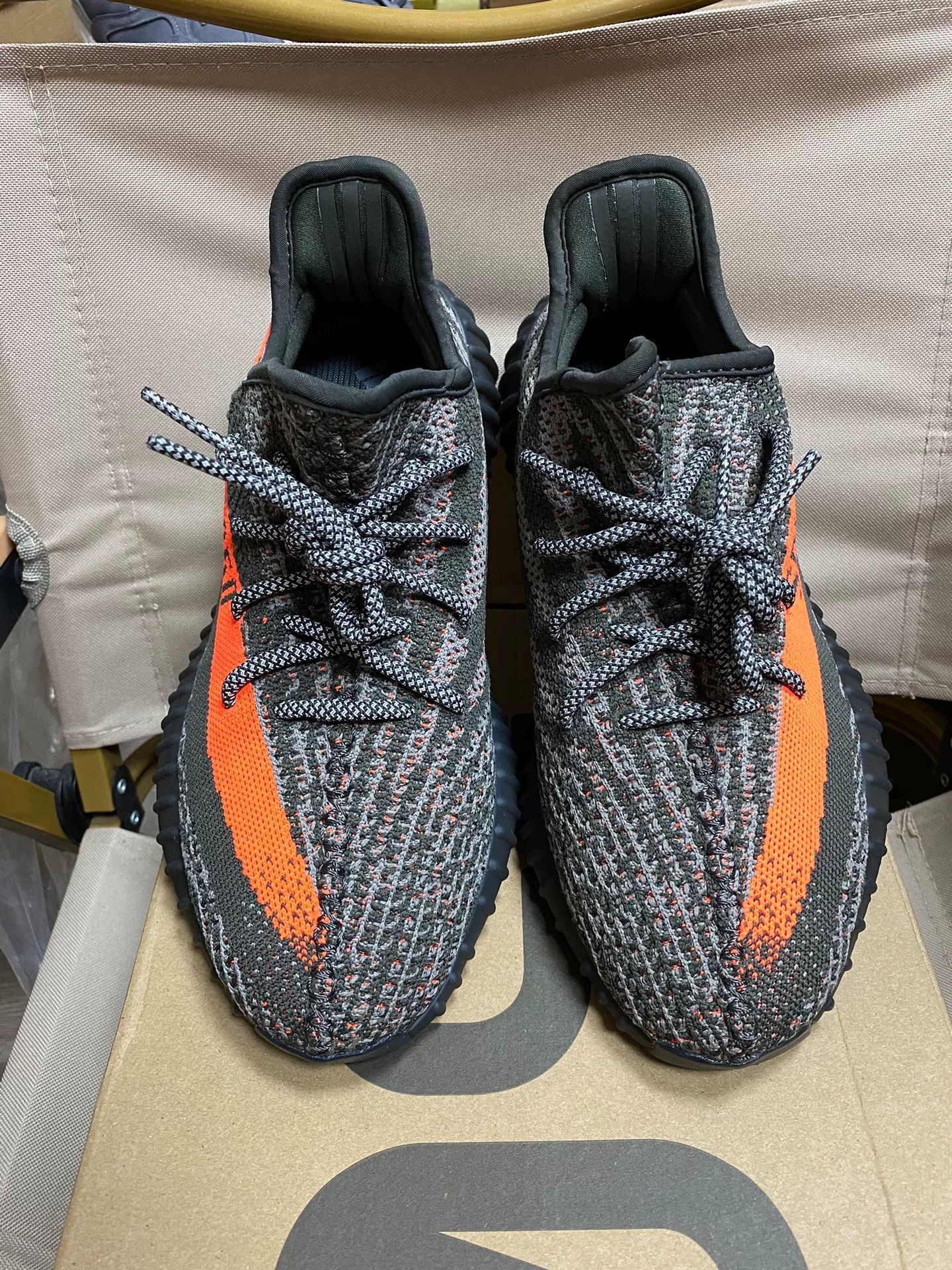 Adidas Adidas YEEZY350 Gray Lowtop Sneakers 42 Men Size US 9 / EU 42 - 4 Thumbnail