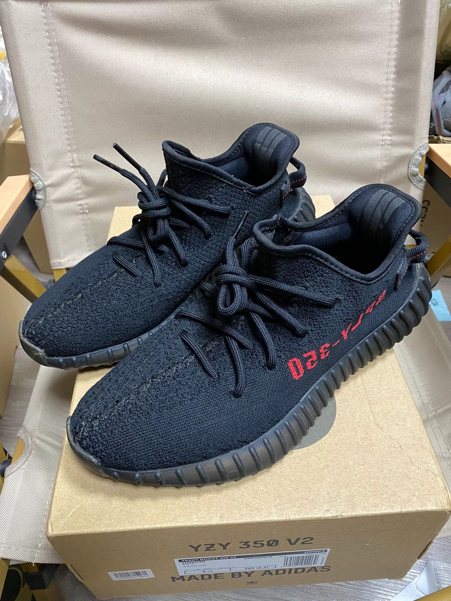 Yeezy Yeezy Black Lowtop Sneakers 42 Men Size US 9 / EU 42 - 2 Thumbnail