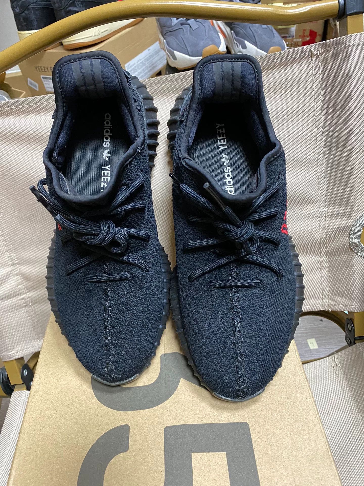Yeezy Yeezy Black Lowtop Sneakers 42 Men Size US 9 / EU 42 - 3 Thumbnail