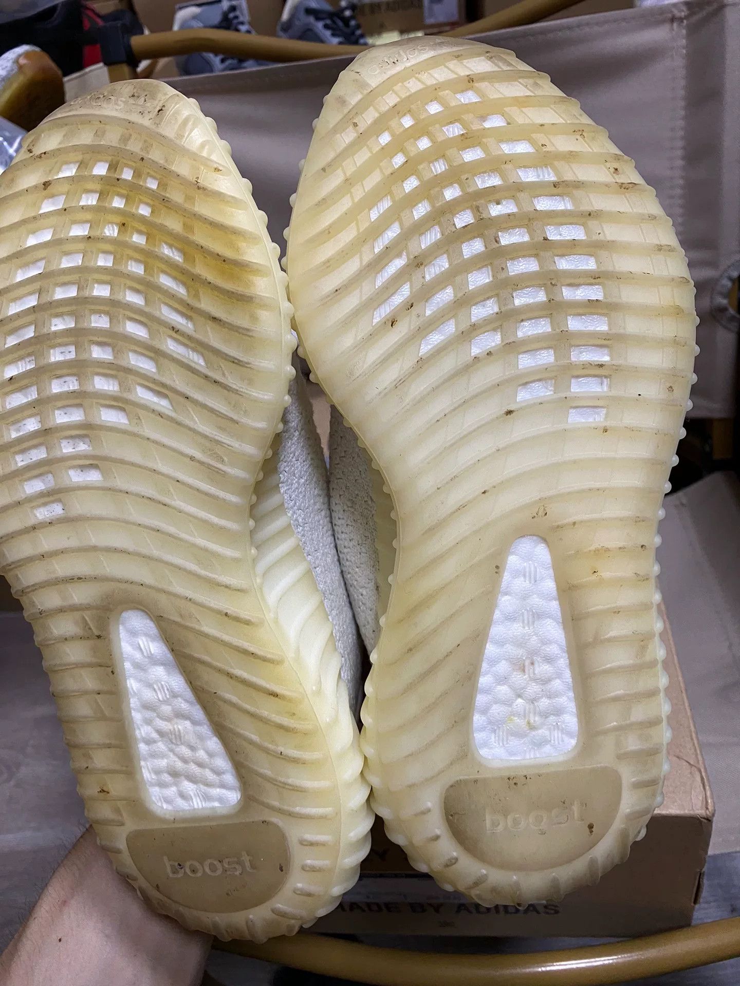 Adidas Adidas YEEZY350 White Lowtop Sneakers 38 Men Size US 6 / EU 39 - 9 Thumbnail
