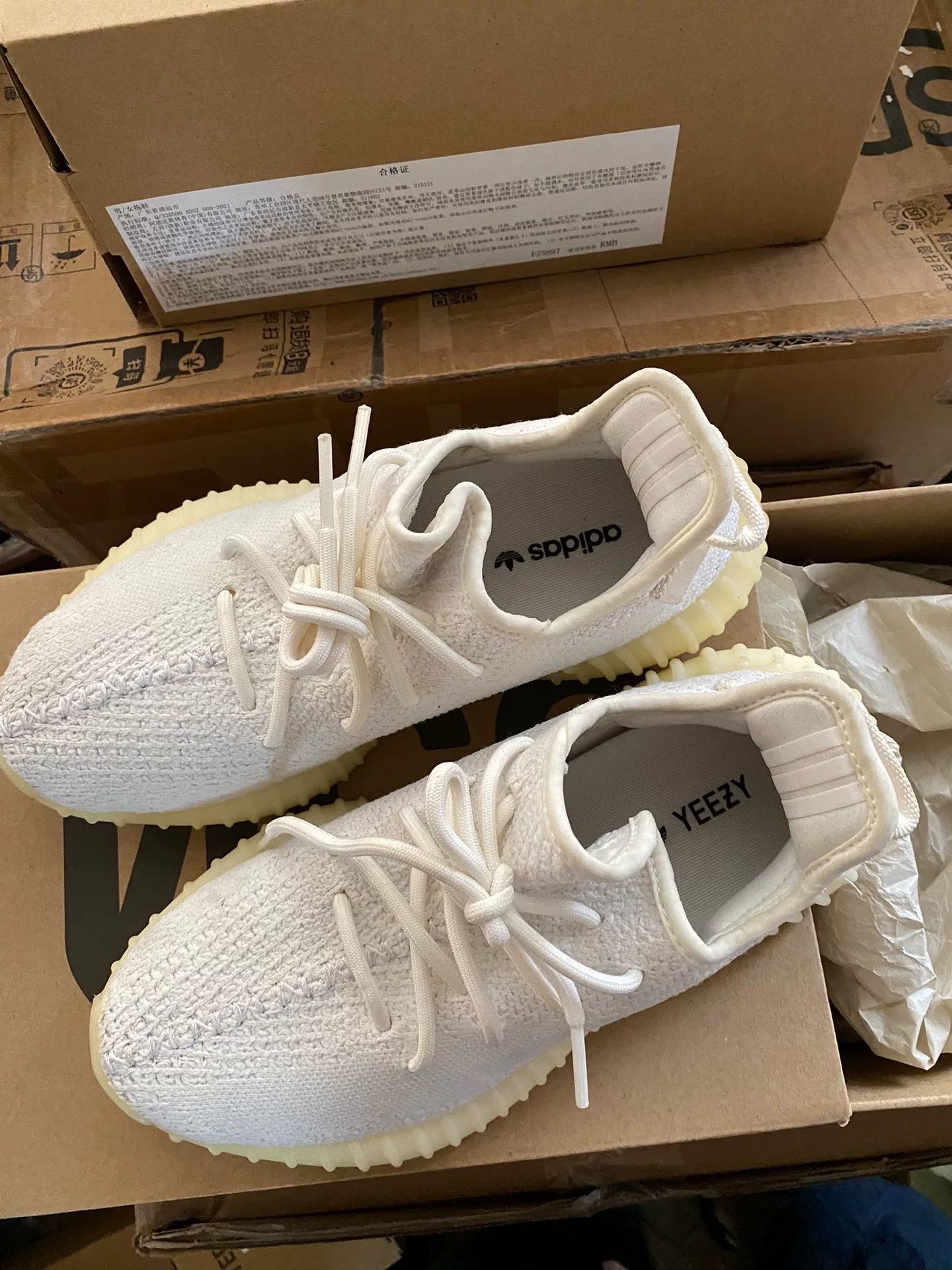 Adidas Adidas YEEZY350 White Lowtop Sneakers 38 Men Size US 6 / EU 39 - 2 Thumbnail