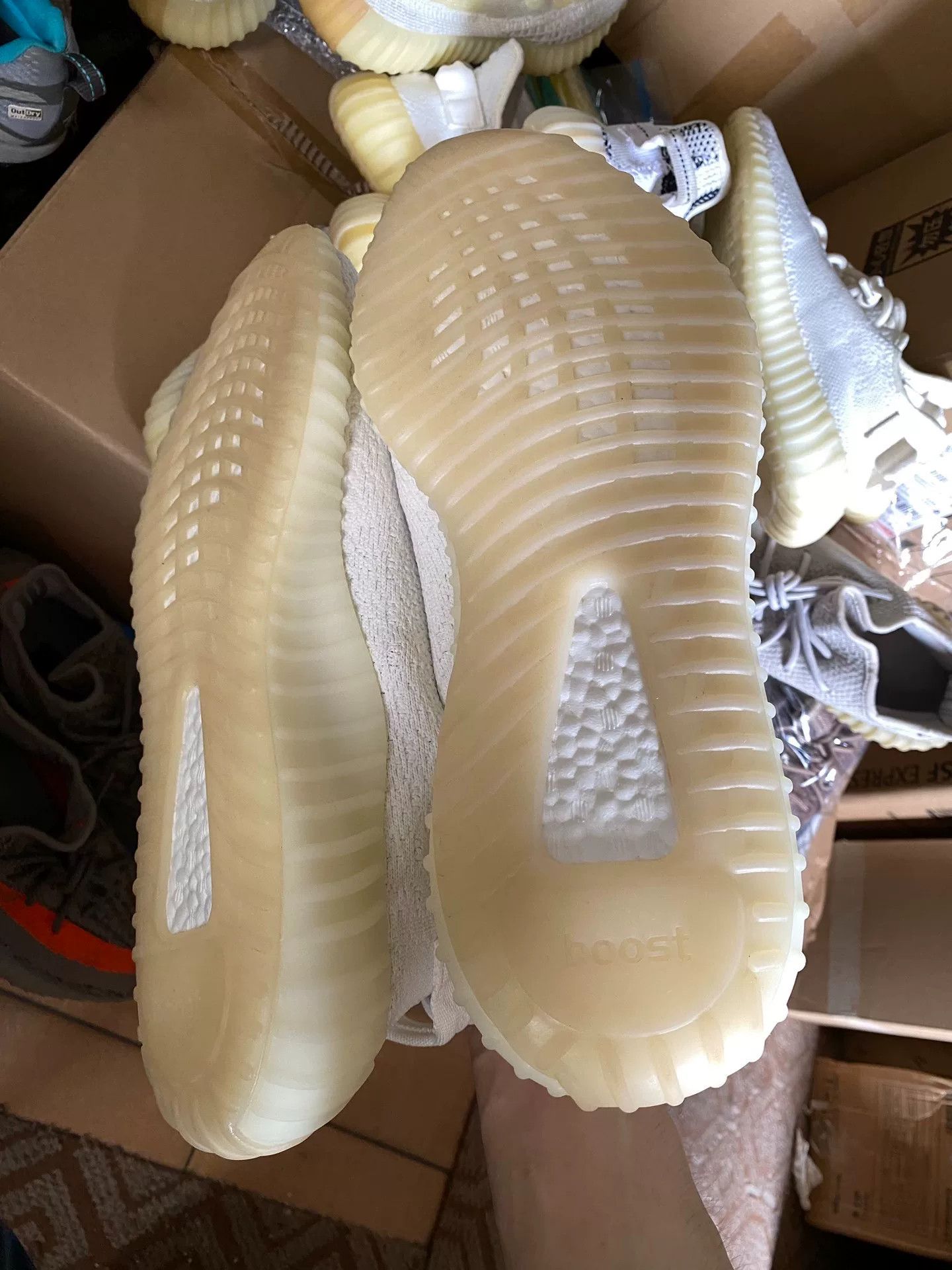 Yeezy Yeezy White Lowtop Sneakers 11.5 Men Size US 11.5 / EU 44-45 - 3 Thumbnail