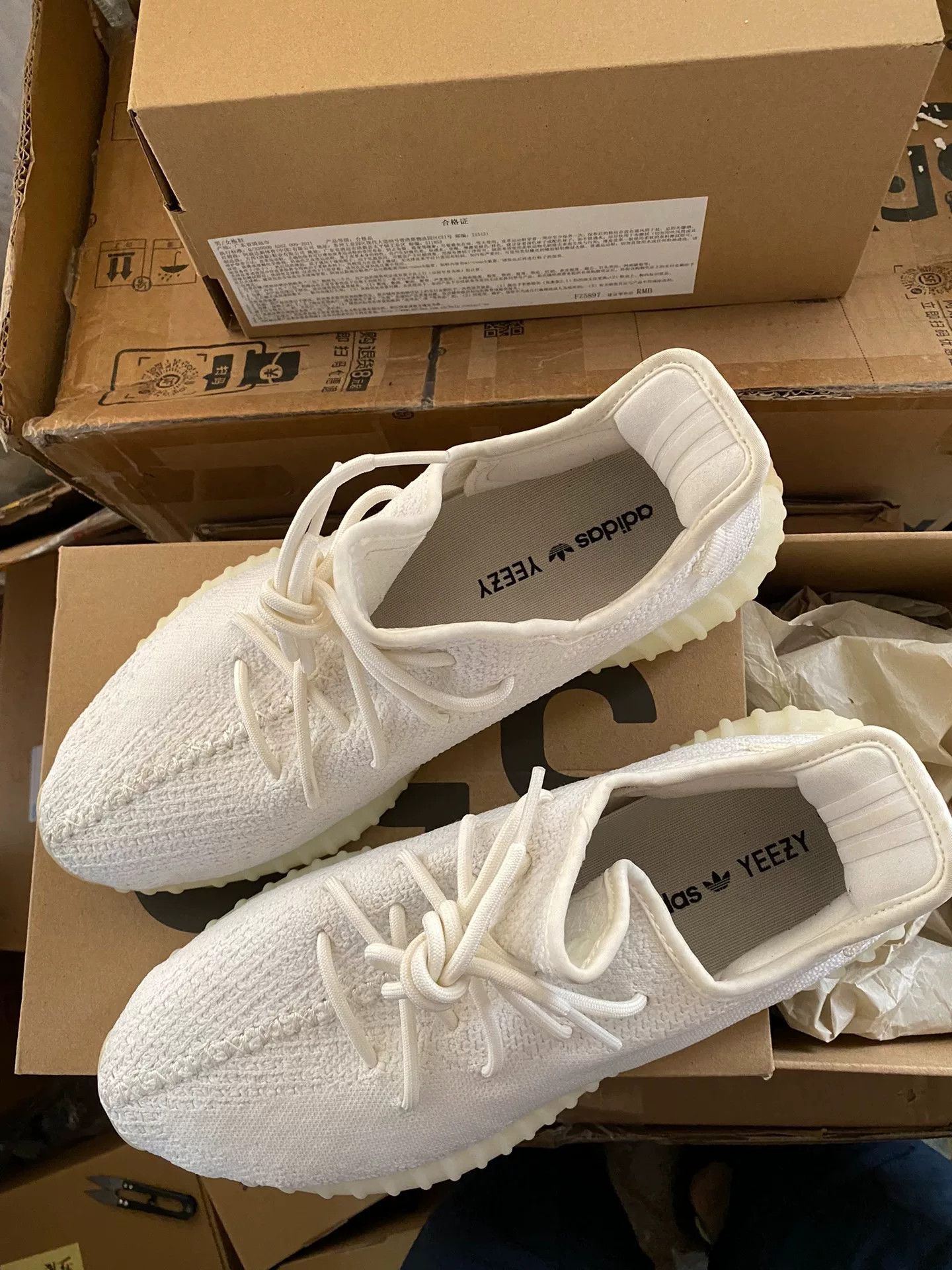 Yeezy Yeezy White Lowtop Sneakers 11.5 Men Size US 11.5 / EU 44-45 - 5 Thumbnail