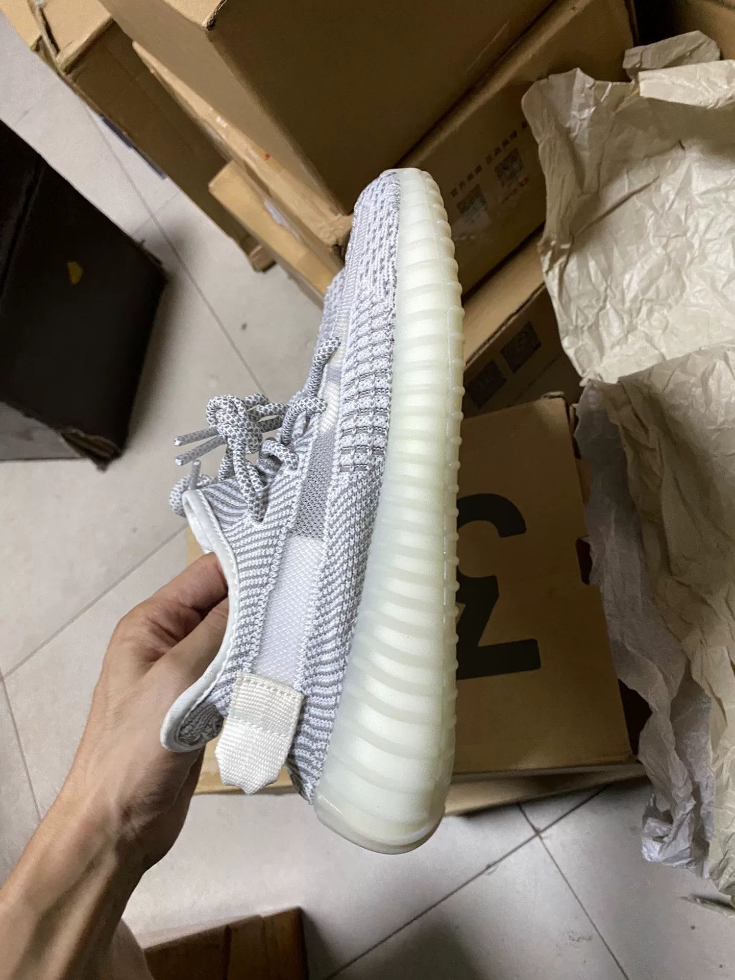 Adidas Adidas YEEZY350 White Lowtop Sneakers 38 Men Size US 6 / EU 39 - 3 Thumbnail