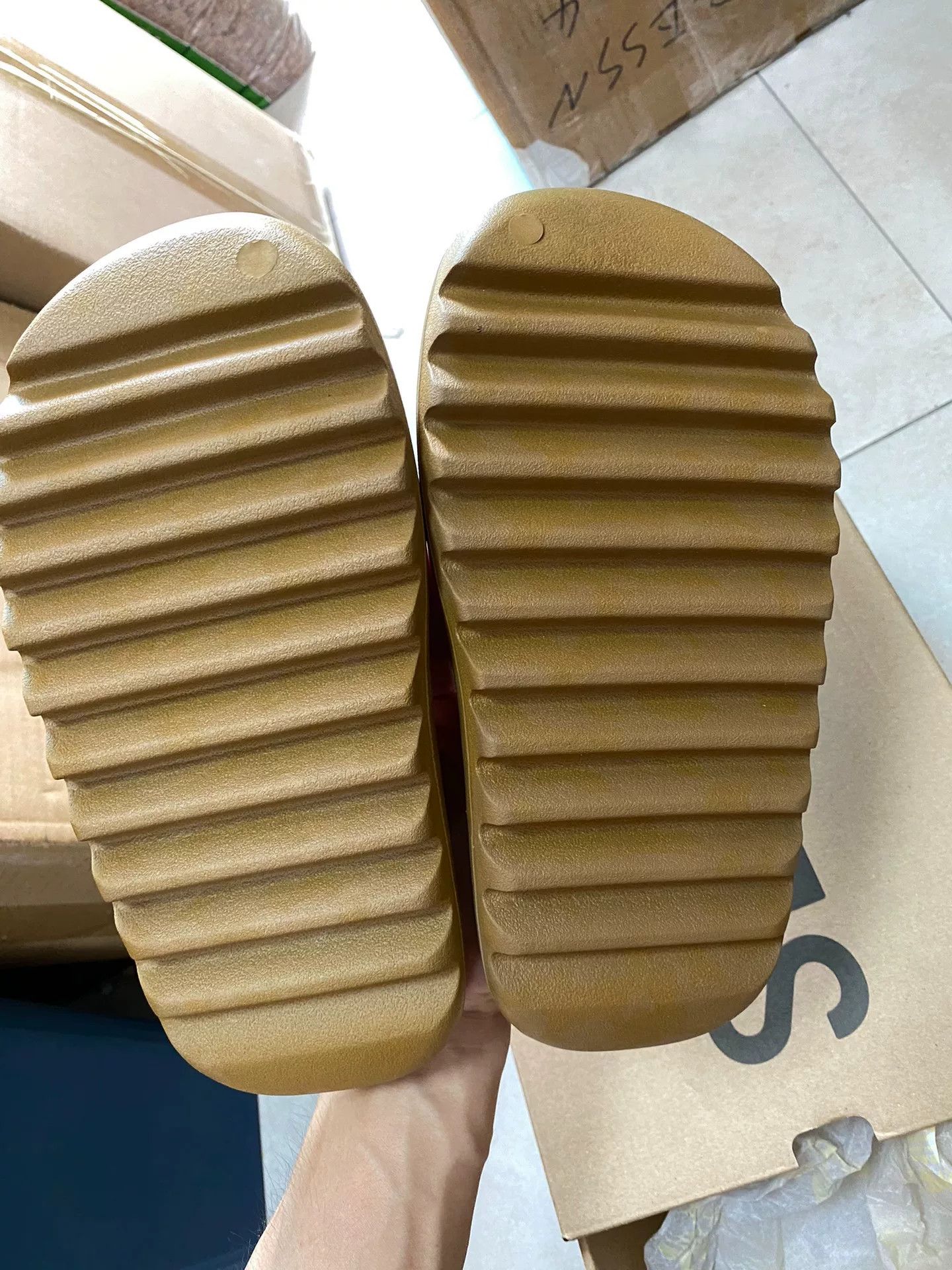 Yeezy Yeezy Lowtop Sneakers 38 Men Size US 6 / EU 39 - 4 Thumbnail