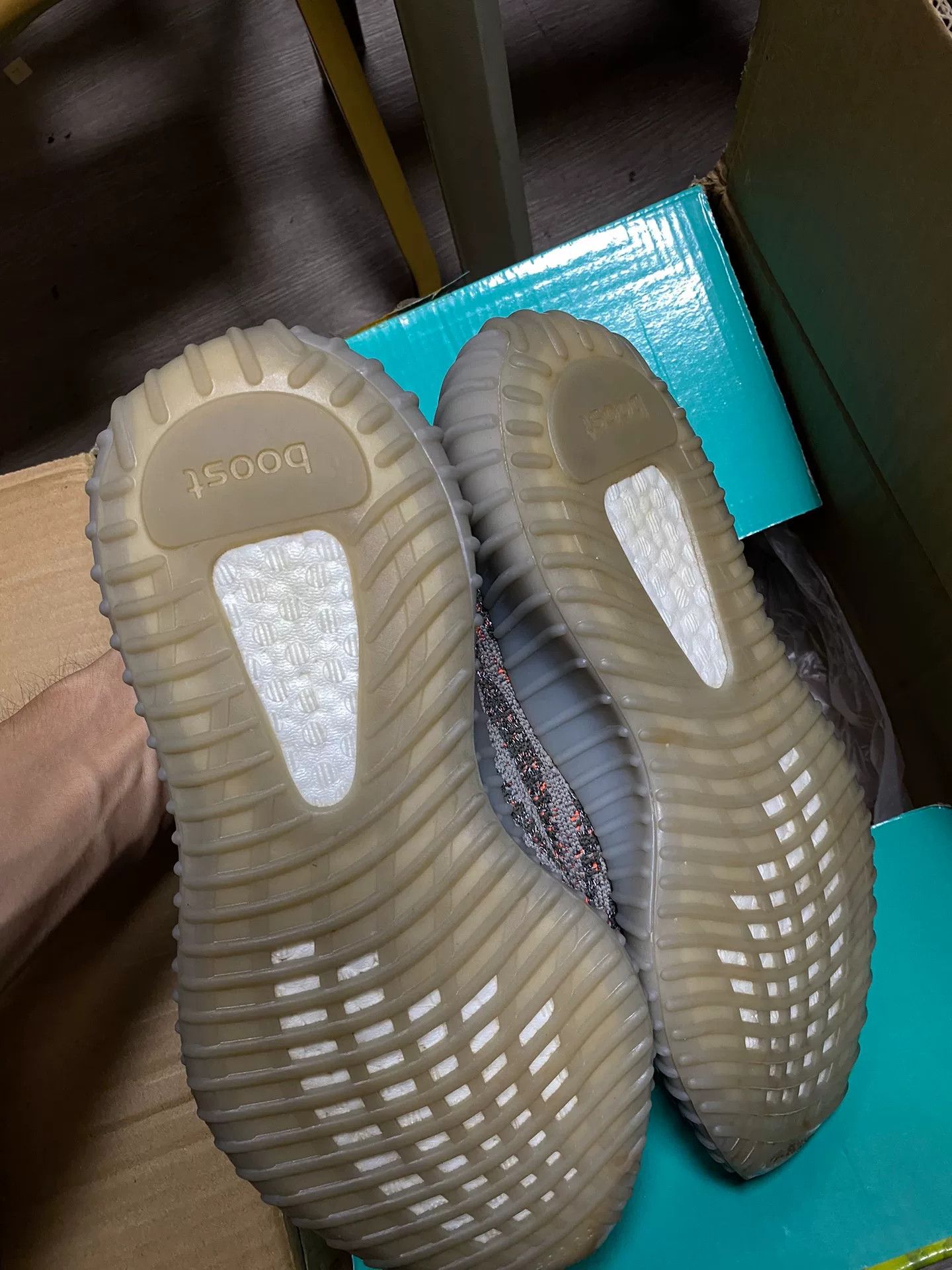 Adidas Adidas YEEZY350 Gray Lowtop Sneakers 38 Men Size US 6 / EU 39 - 6 Thumbnail