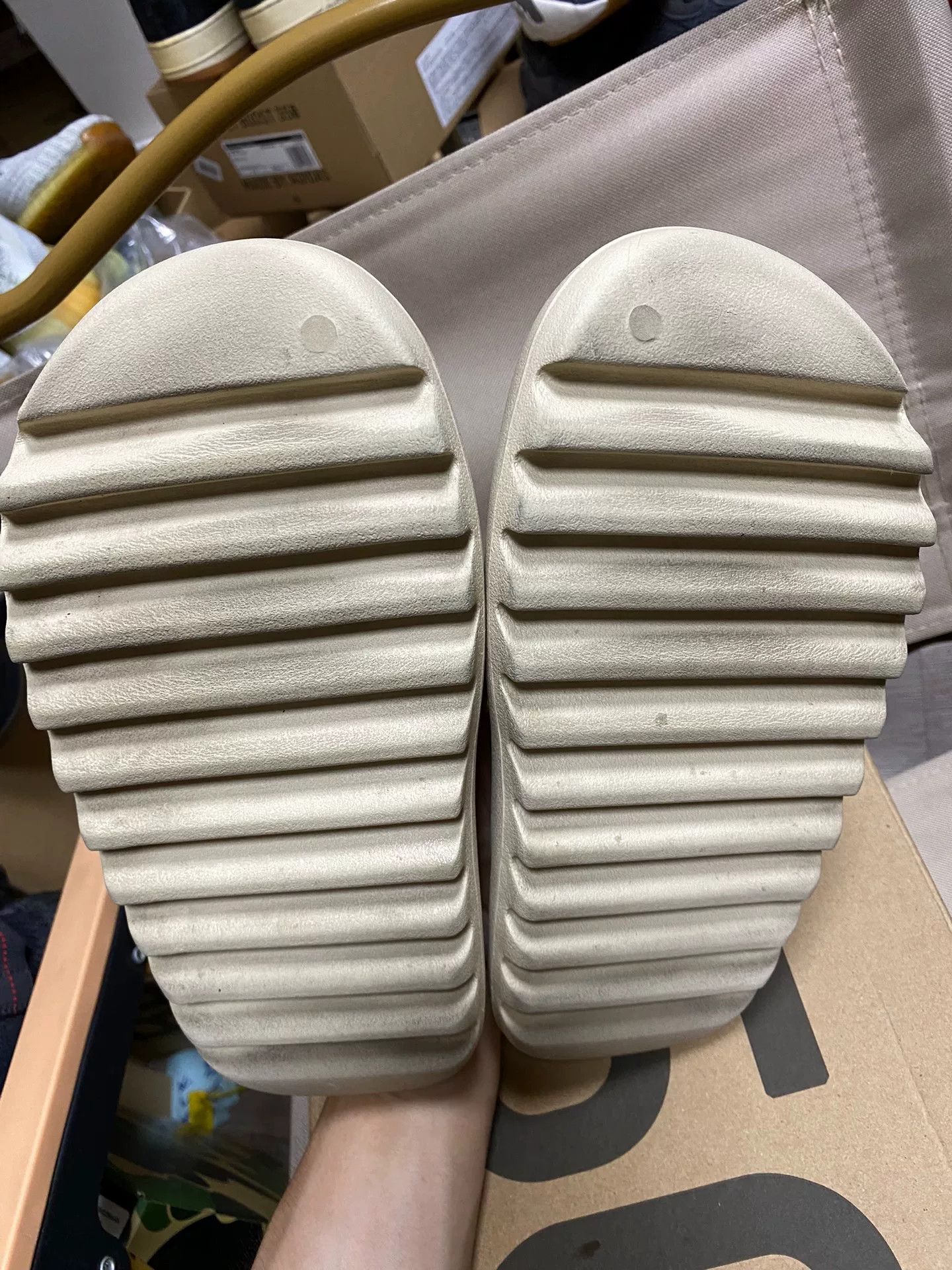 Yeezy Yeezy White Lowtop Sneakers 39 Men Size US 6.5 / EU 39-40 - 3 Thumbnail