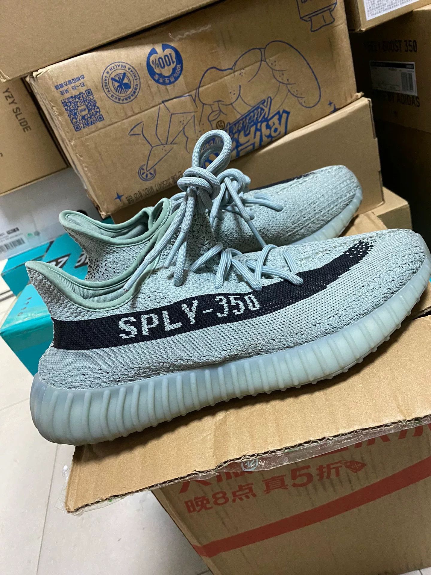 Yeezy Yeezy Green Lowtop Sneakers 42 Men Size US 9 / EU 42 - 5 Thumbnail