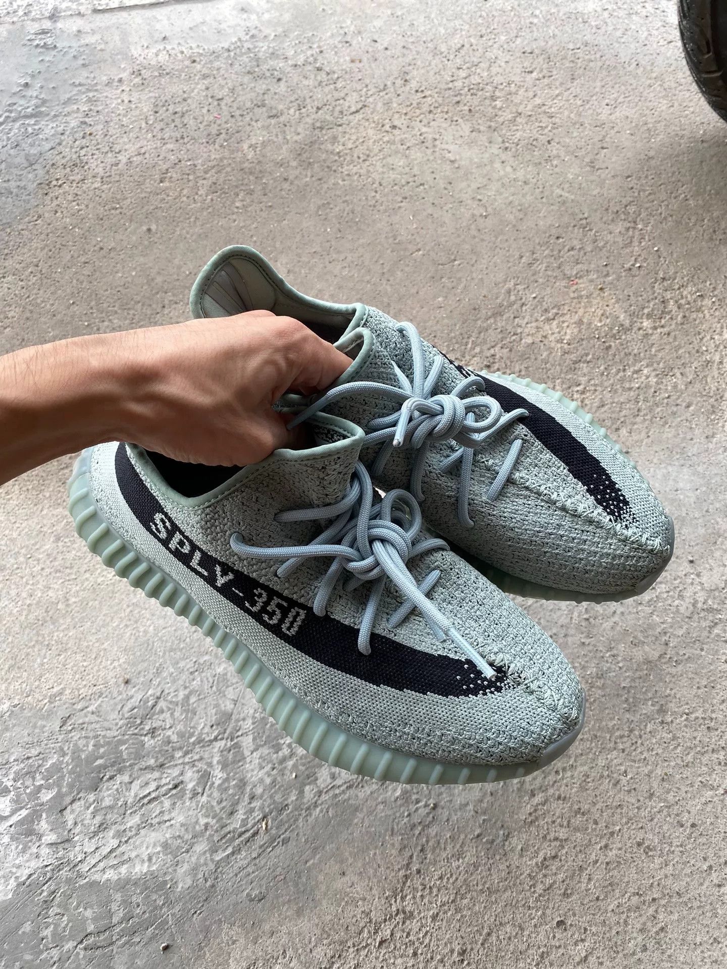 Yeezy Yeezy Green Lowtop Sneakers 42 Men Size US 9 / EU 42 - 9 Thumbnail