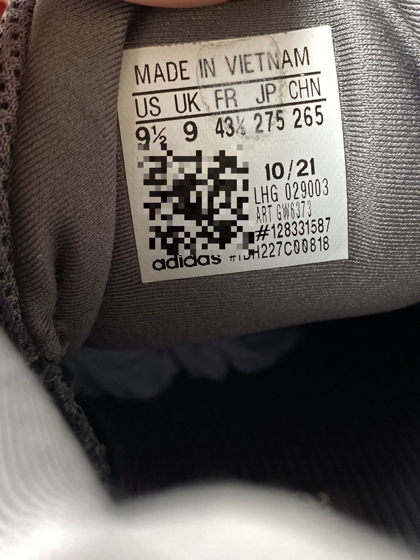 Yeezy Yeezy Gray Lowtop Sneakers 9 Men Size US 9 / EU 42 - 3 Thumbnail