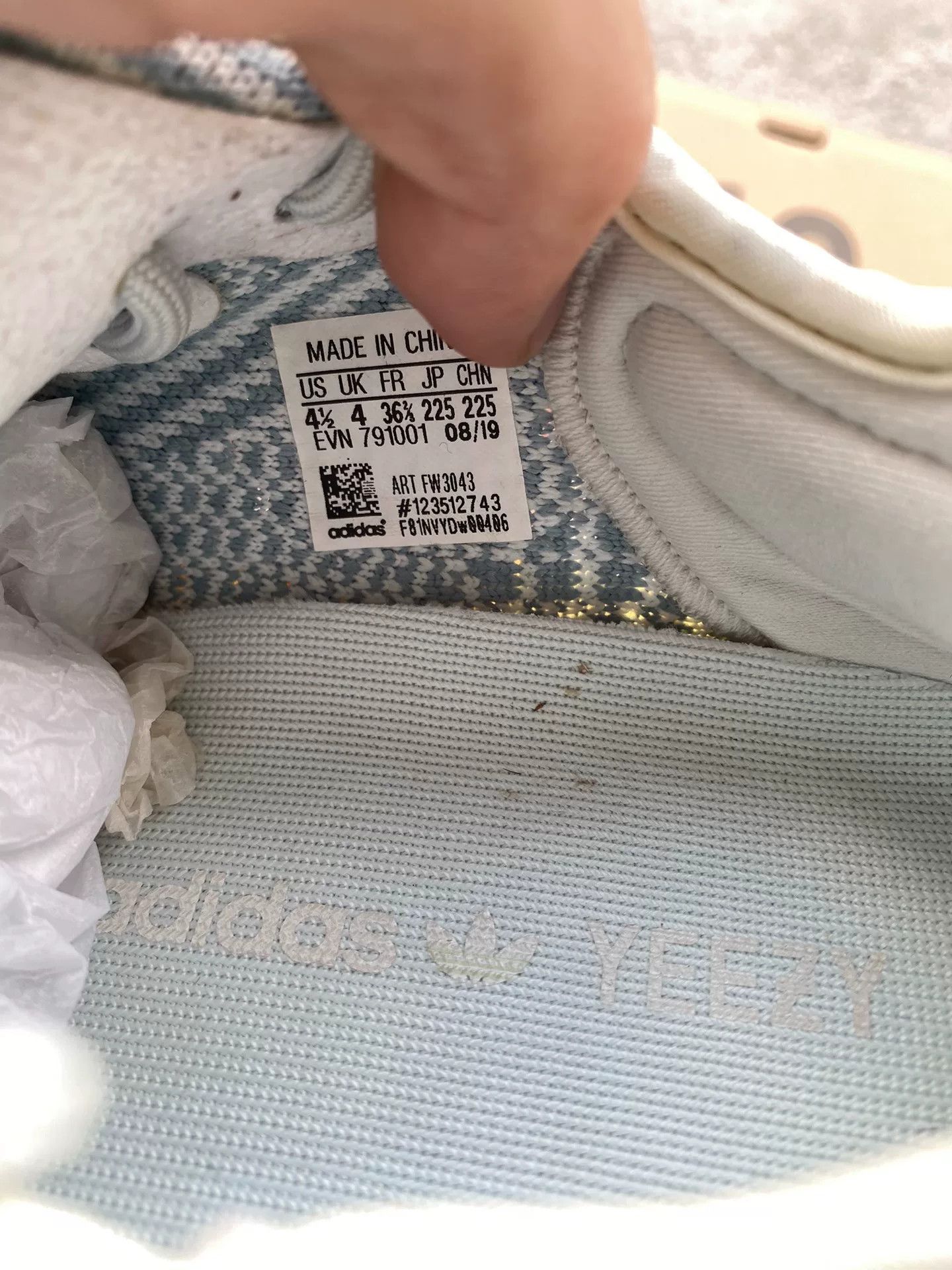 Adidas Adidas YEEZY350 White Lowtop Sneakers 36 Men Size US 5 / EU 37 - 6 Thumbnail
