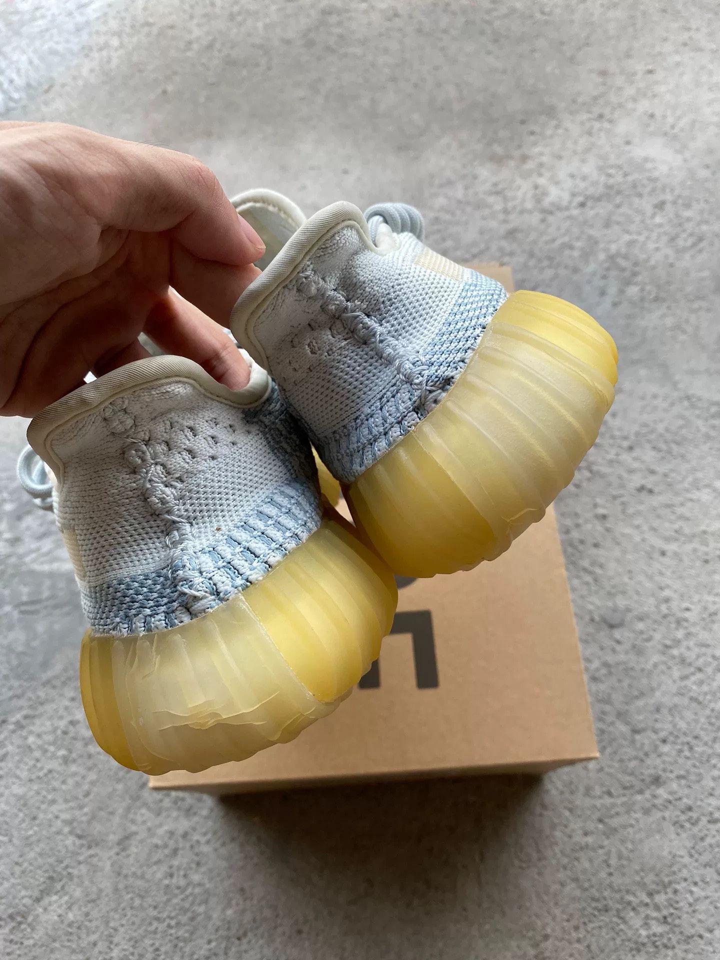 Adidas Adidas YEEZY350 White Lowtop Sneakers 36 Men Size US 5 / EU 37 - 7 Thumbnail