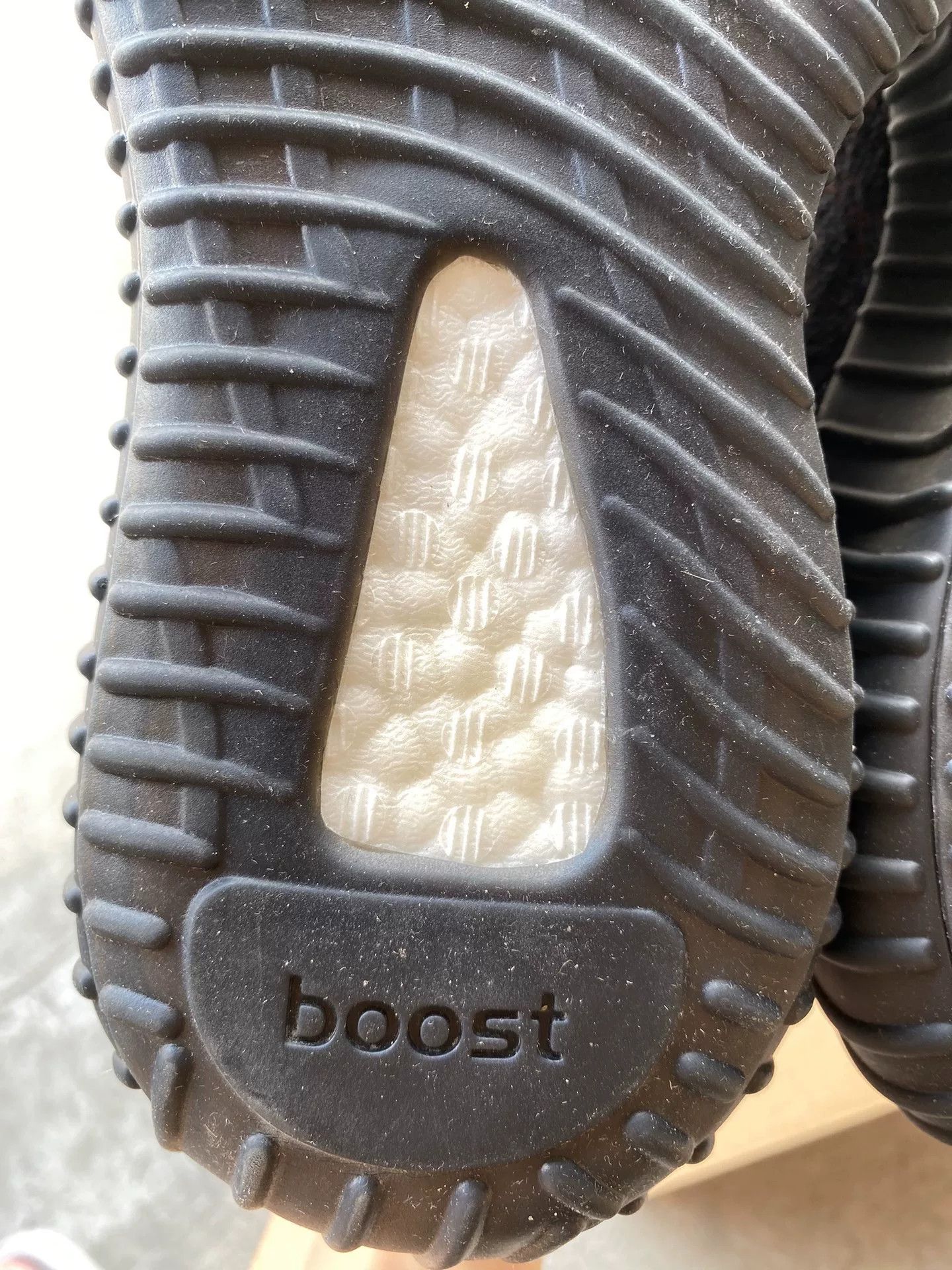 Adidas Adidas YEEZY350 Black Lowtop Sneakers 36 Men Size US 5 / EU 37 - 7 Thumbnail
