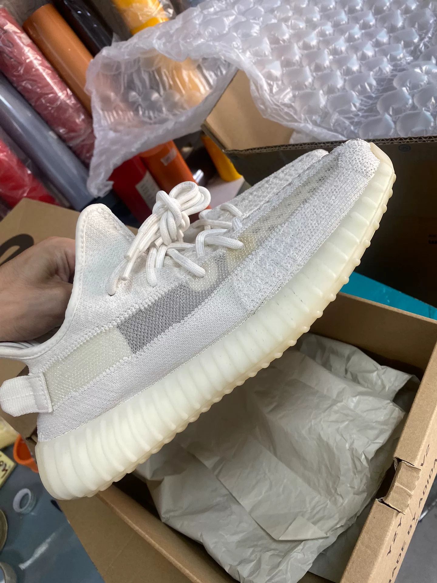 Adidas Adidas YEEZY350 White Lowtop Sneakers 35 Men Size US 5 / EU 37 - 2 Thumbnail