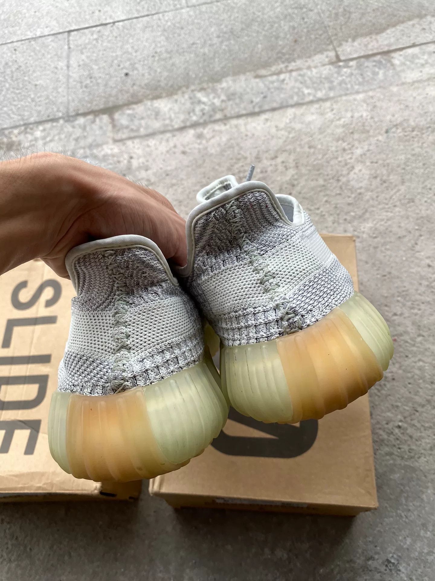 Adidas Adidas YEEZY350 Silver Lowtop Sneakers 10 Men Size US 10 / EU 43 - 5 Thumbnail