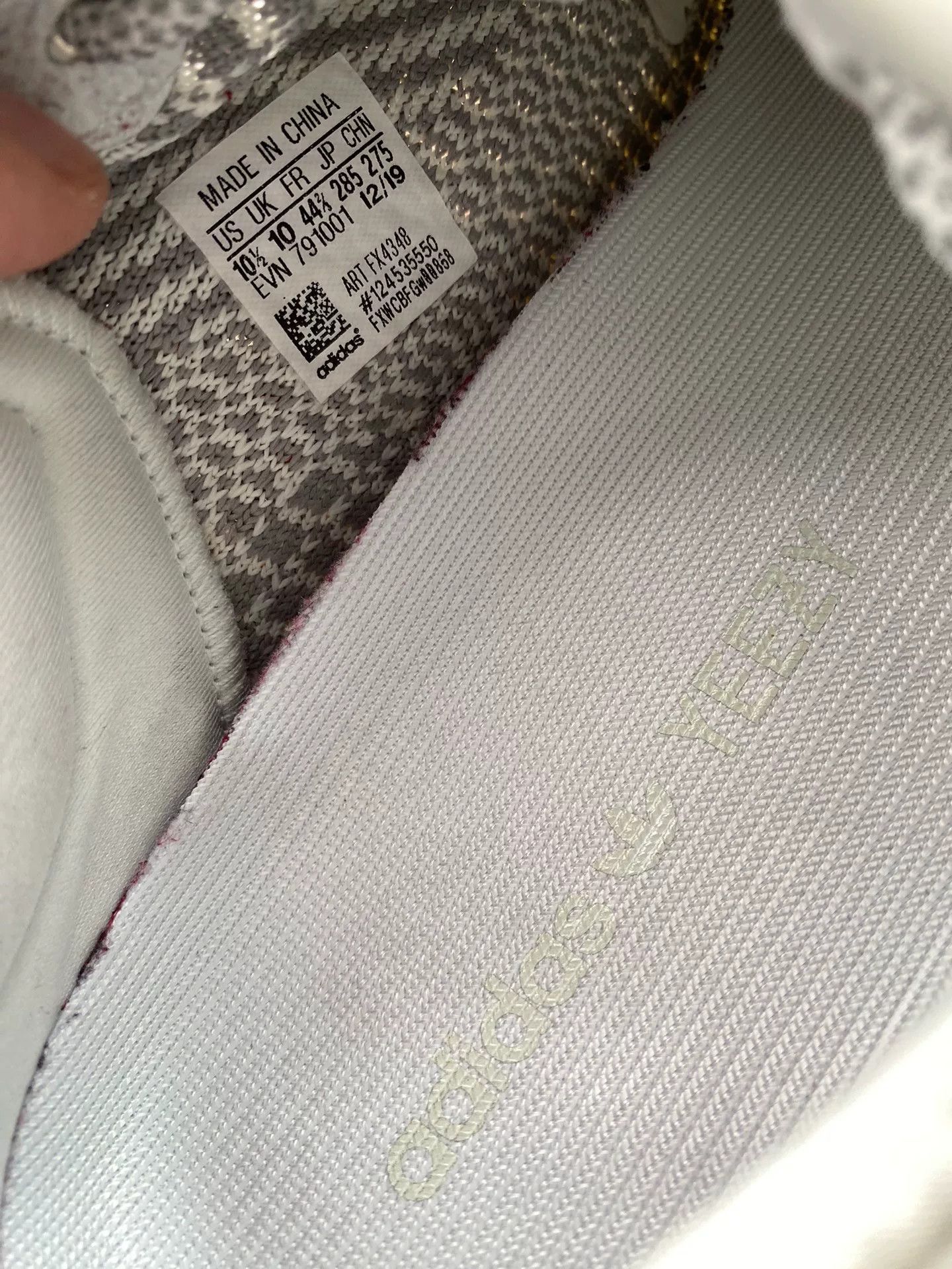 Adidas Adidas YEEZY350 Silver Lowtop Sneakers 10 Men Size US 10 / EU 43 - 6 Thumbnail