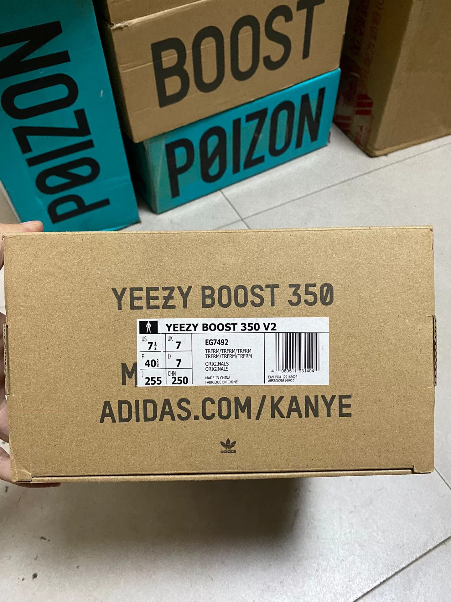 Adidas Adidas YEEZY350 Limited Gray Lowtop Sneakers 40 Men Size US 7.5 / EU 40-41 - 2 Thumbnail