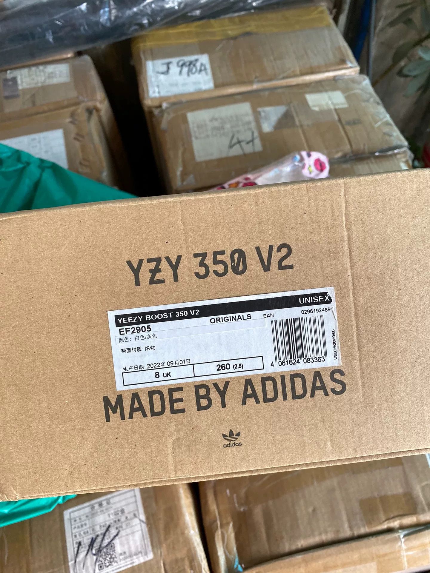 Adidas Adidas YEEZY350 White Lowtop Sneakers 42 Men Size US 9 / EU 42 - 5 Thumbnail