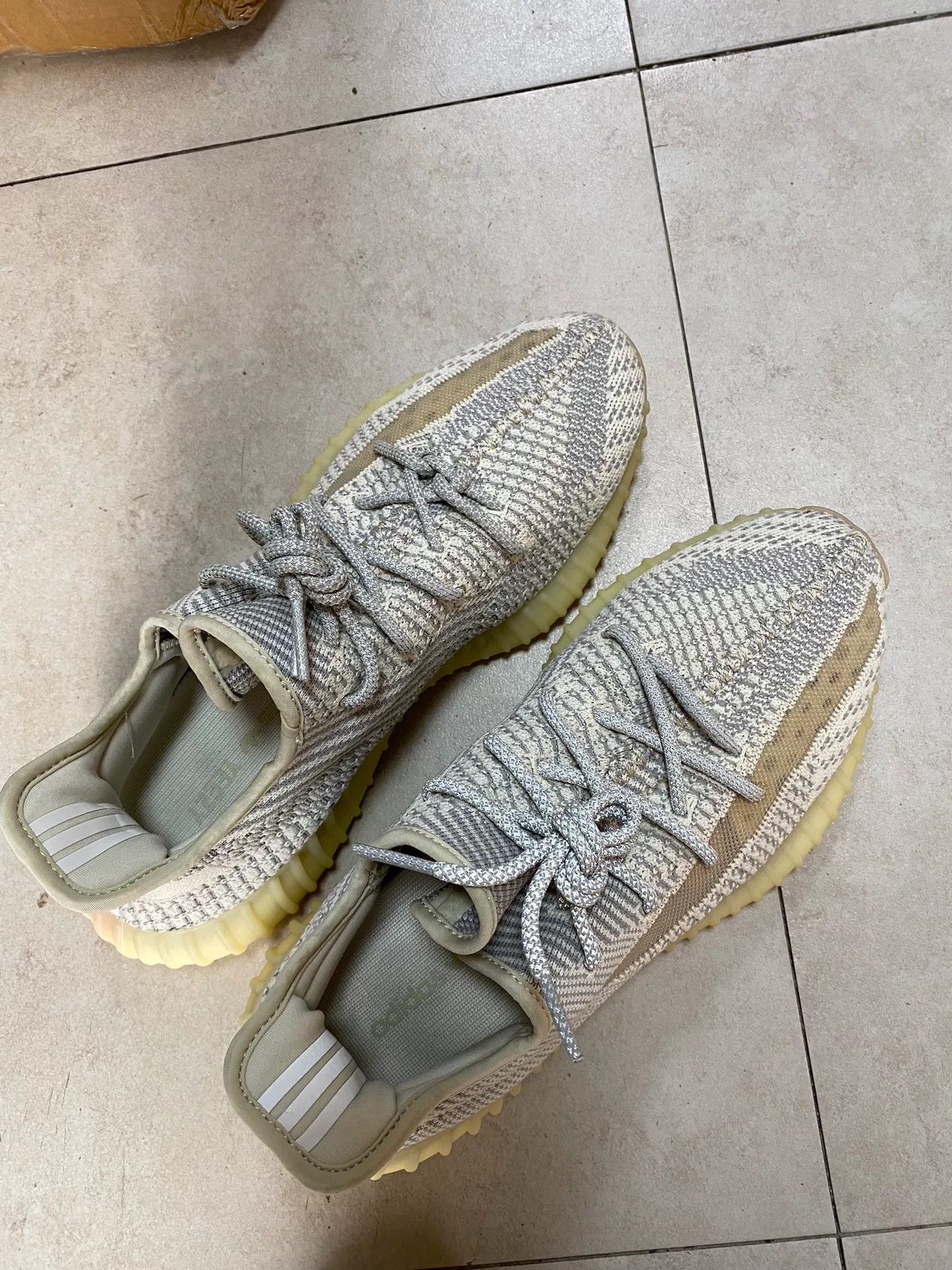 Adidas Adidas YEEZY350 Limited Yellow Lowtop Sneakers 10 Men Size US 10 / EU 43 - 7 Thumbnail