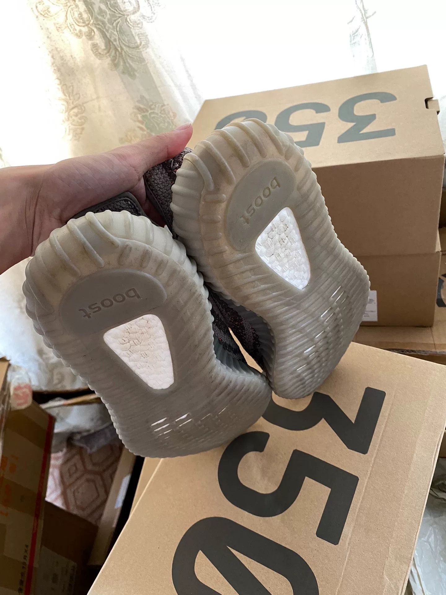Adidas Adidas YEEZY350 Gray Lowtop Sneakers 42 Men Size US 9 / EU 42 - 4 Thumbnail