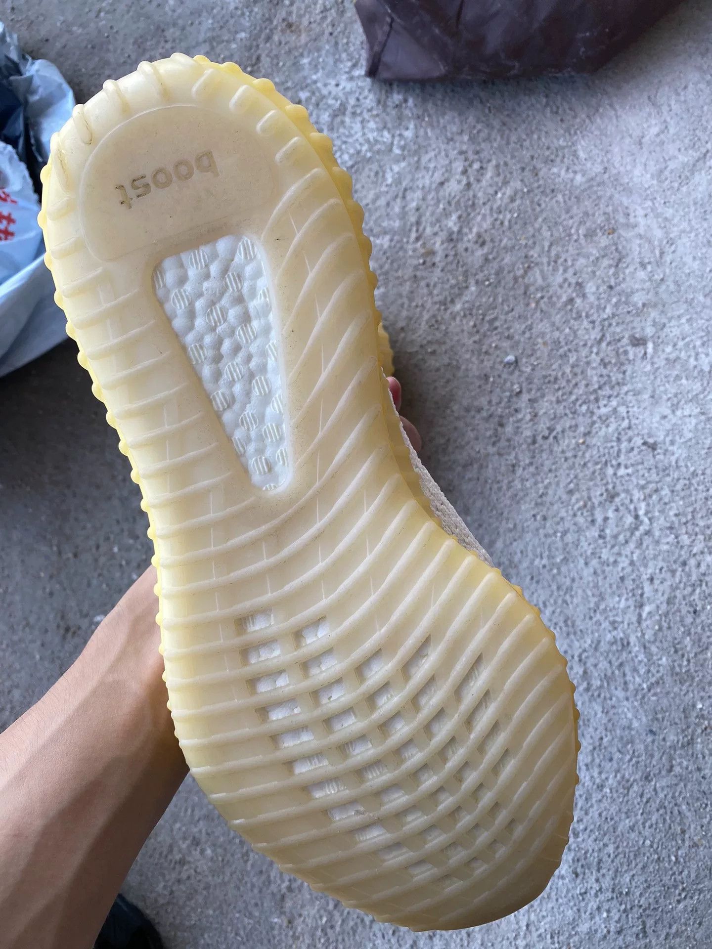 Yeezy Yeezy White Lowtop Sneakers 11 Men Size US 11 / EU 44 - 3 Thumbnail