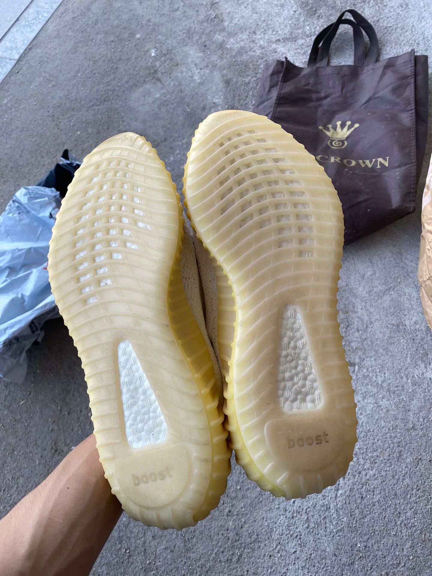 Yeezy Yeezy White Lowtop Sneakers 11 Men Size US 11 / EU 44 - 5 Thumbnail