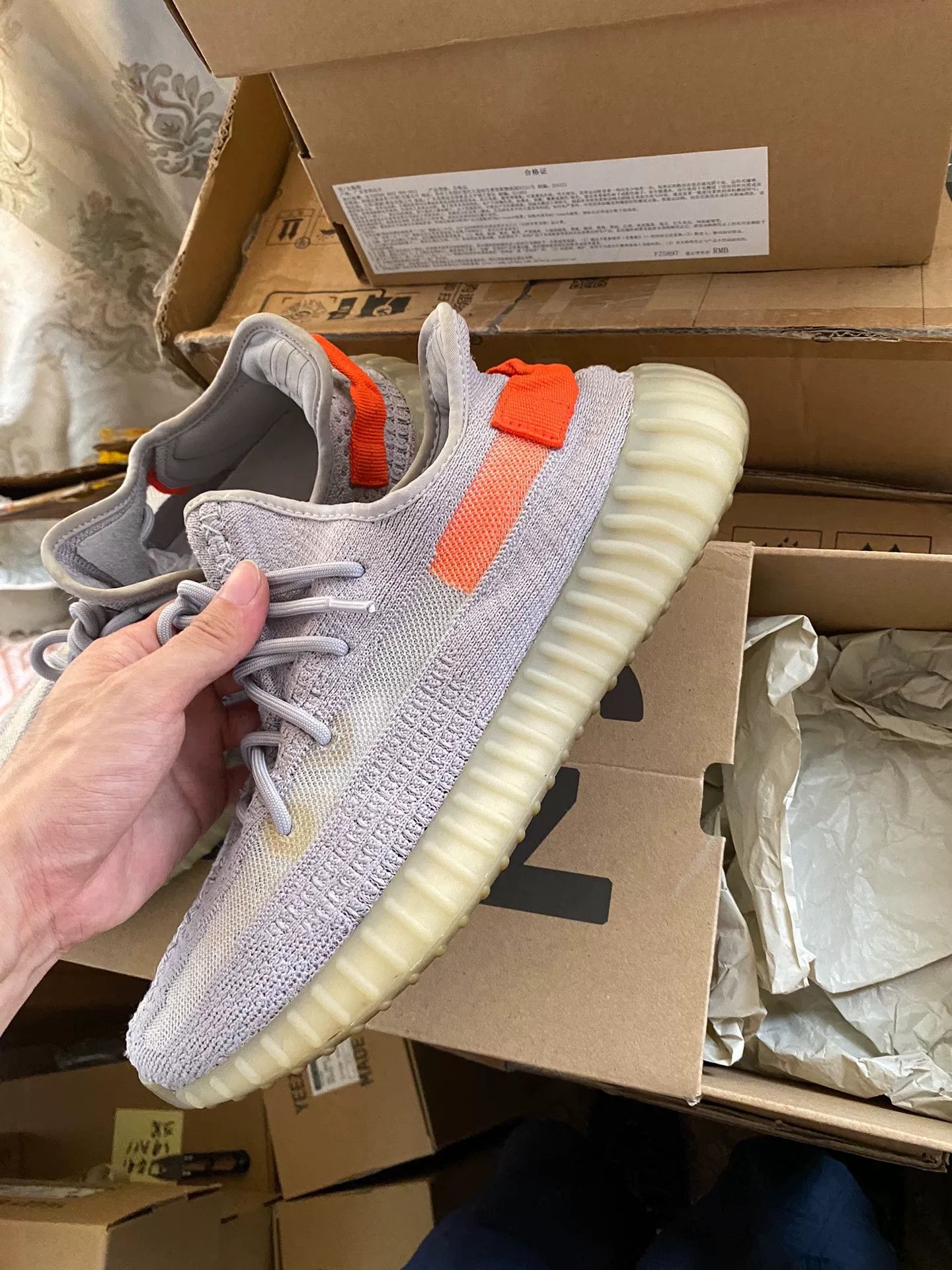 Adidas Adidas YEEZY350 Lowtop Sneakers 10 Men Size US 10 / EU 43 - 3 Thumbnail