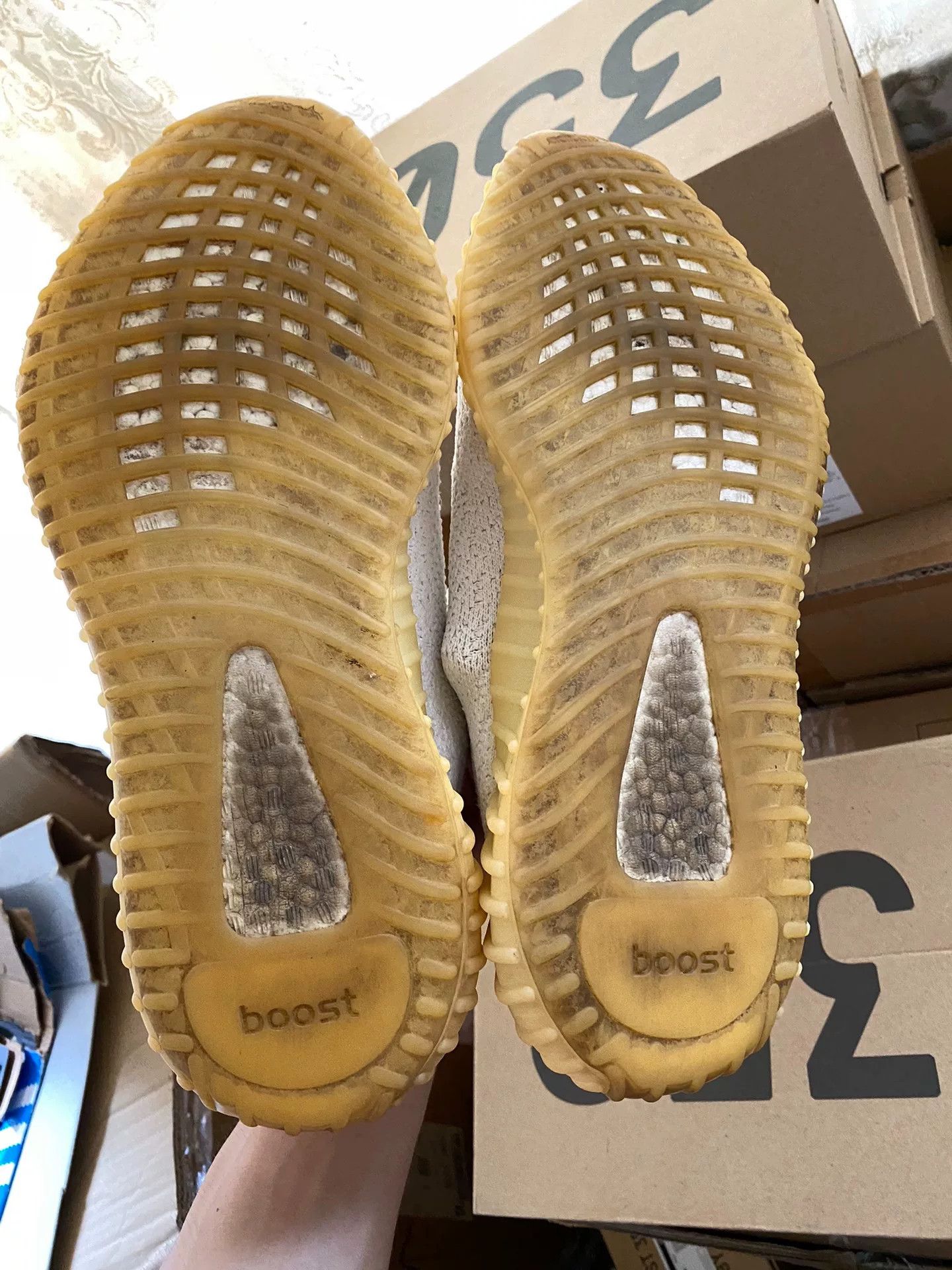 Yeezy Yeezy White Lowtop Sneakers 11 Men Size US 11 / EU 44 - 4 Thumbnail