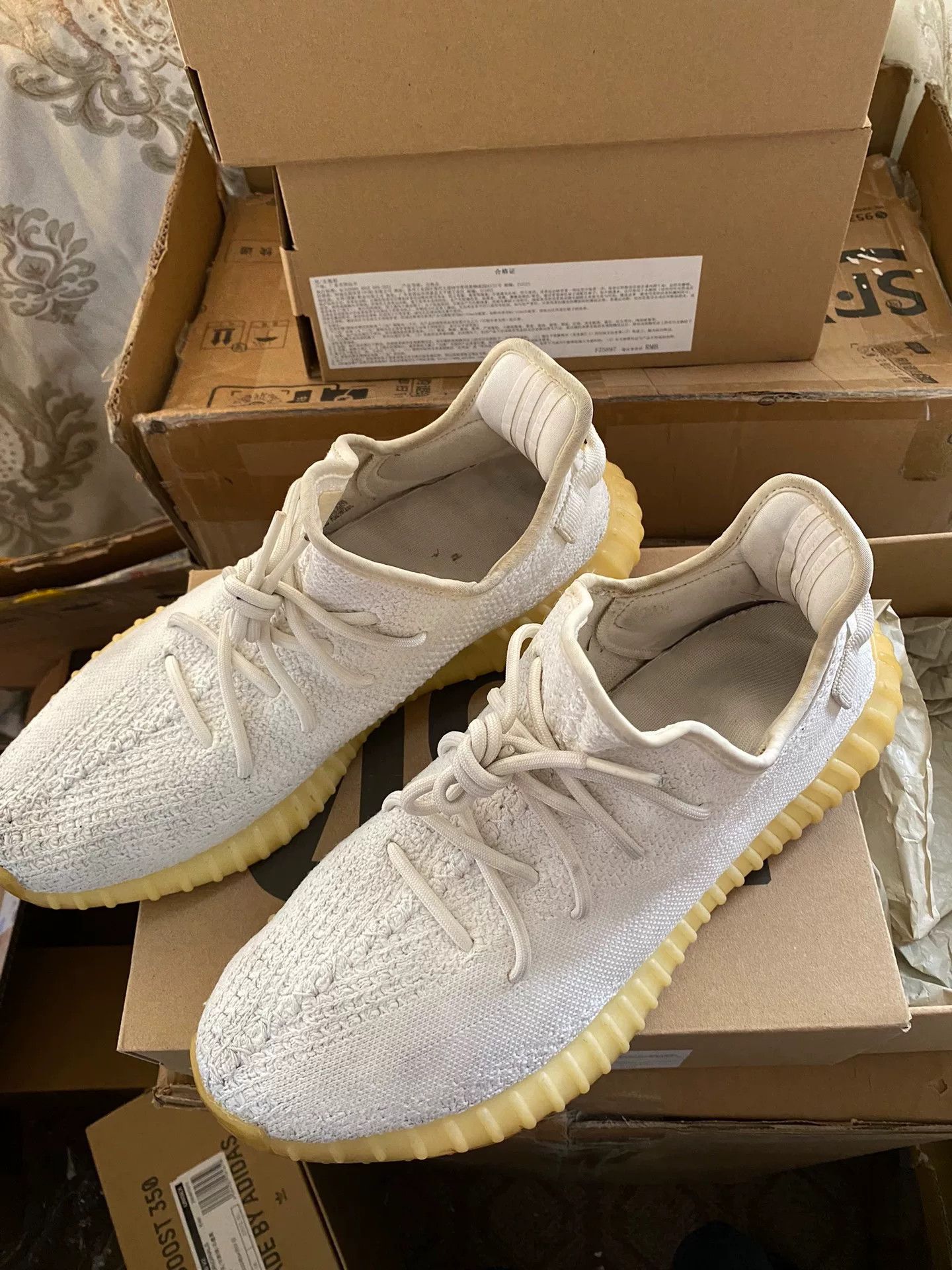 Yeezy Yeezy White Lowtop Sneakers 11 Men Size US 11 / EU 44 - 7 Thumbnail