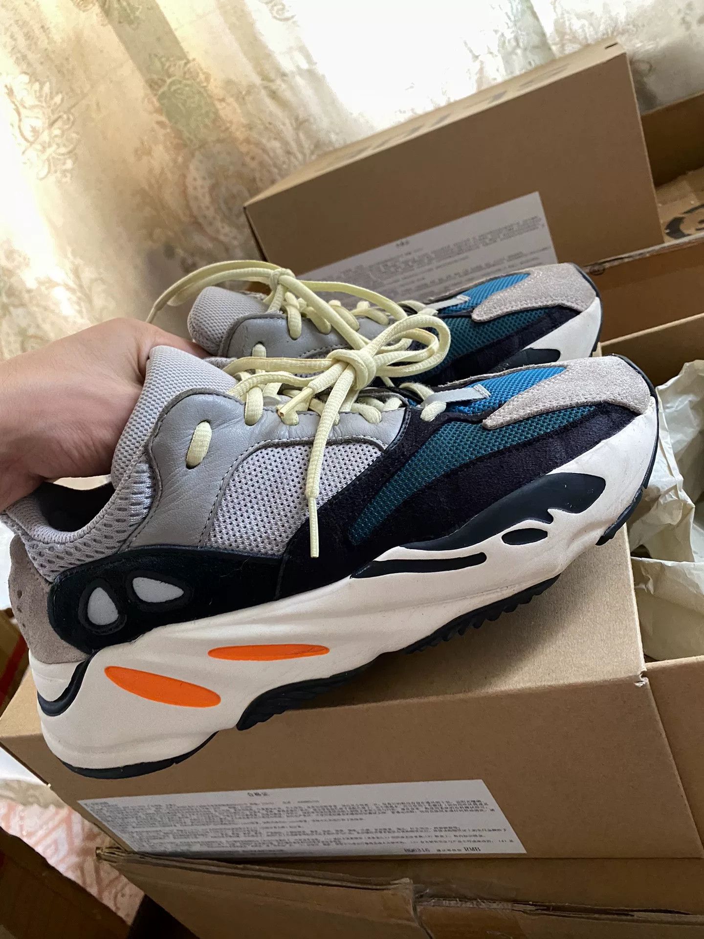 Adidas Adidas YEEZY700 Lowtop Sneakers 40 Men Size US 7.5 / EU 40-41 - 7 Thumbnail