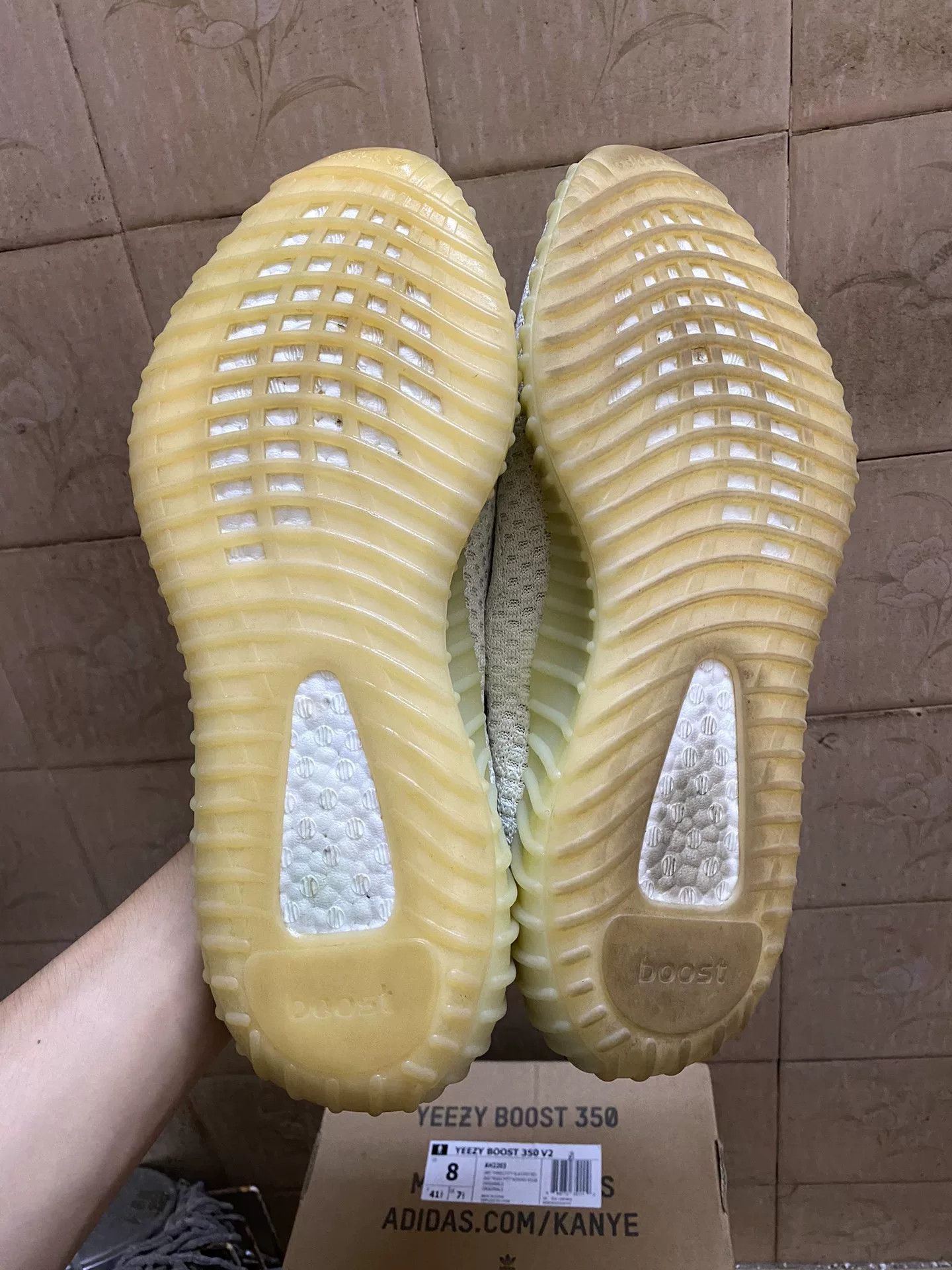 Adidas Adidas Yellow Lowtop Sneakers 35 Men Size US 5 / EU 37 - 2 Thumbnail