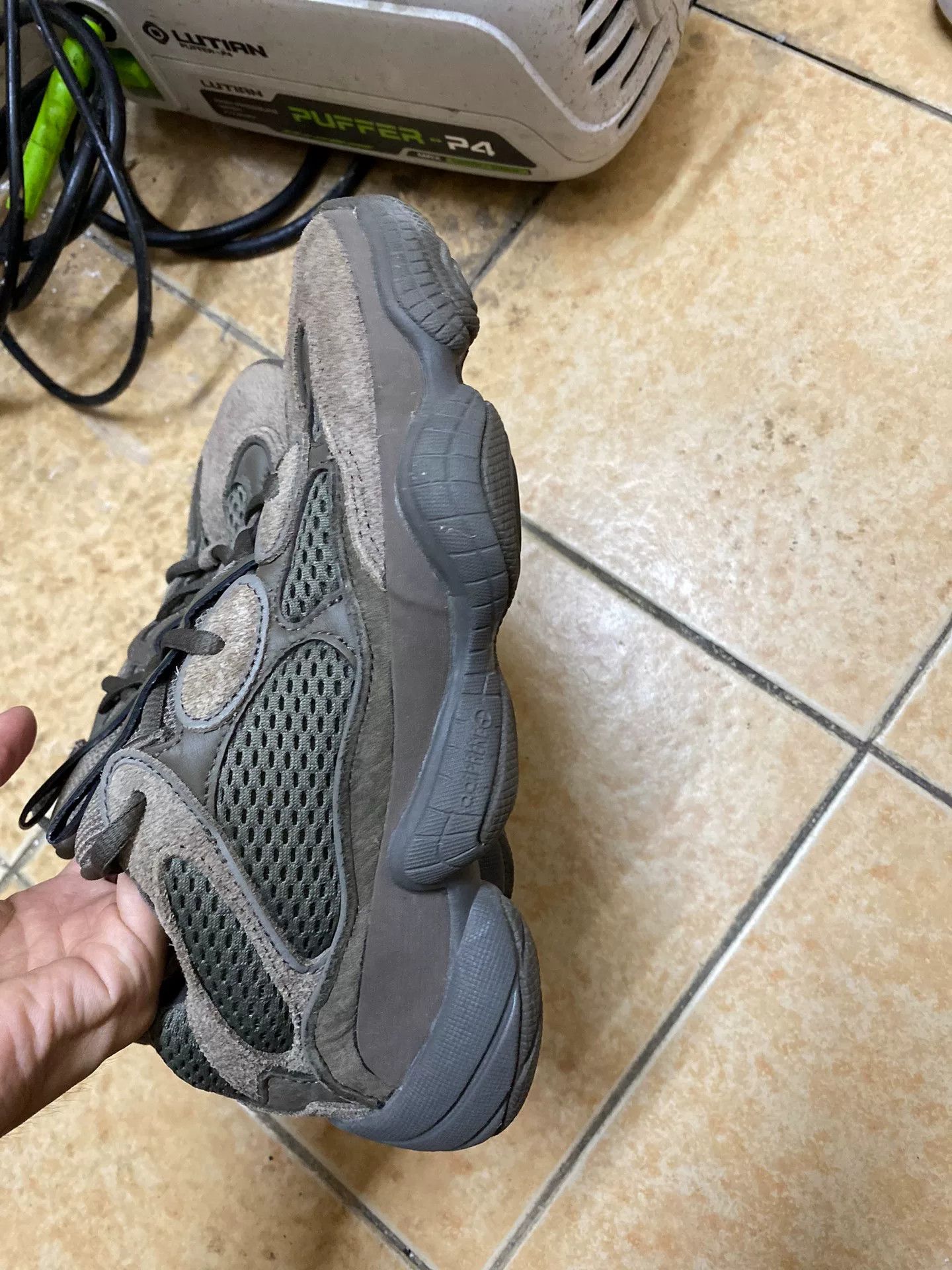 Adidas Adidas YEEZY500 Brown Lowtop Sneakers 38 Men Size US 6 / EU 39 - 5 Thumbnail