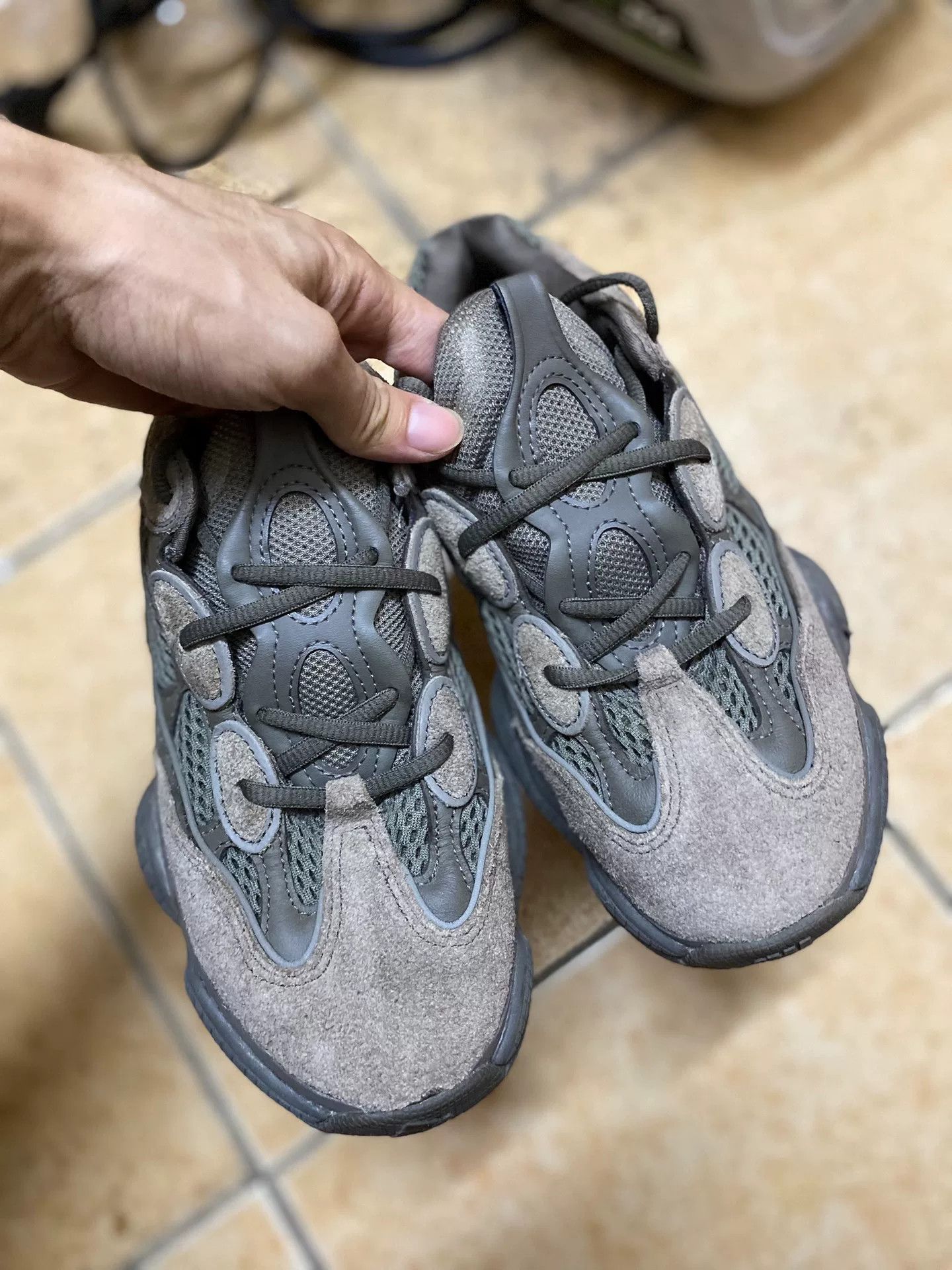 Adidas Adidas YEEZY500 Brown Lowtop Sneakers 38 Men Size US 6 / EU 39 - 6 Thumbnail