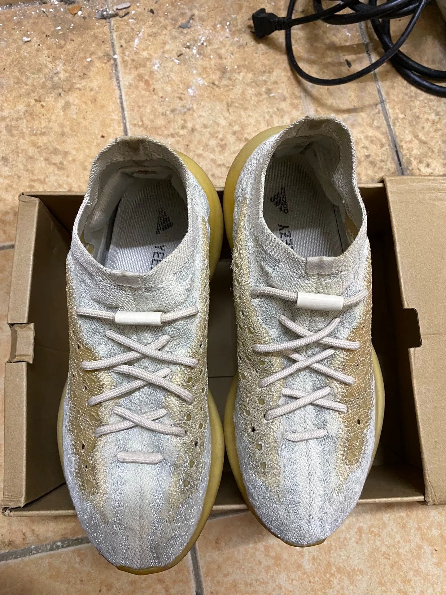 Yeezy Yeezy Pink Lowtop Sneakers 41 Men Size US 8.5 / EU 41-42 - 2 Thumbnail