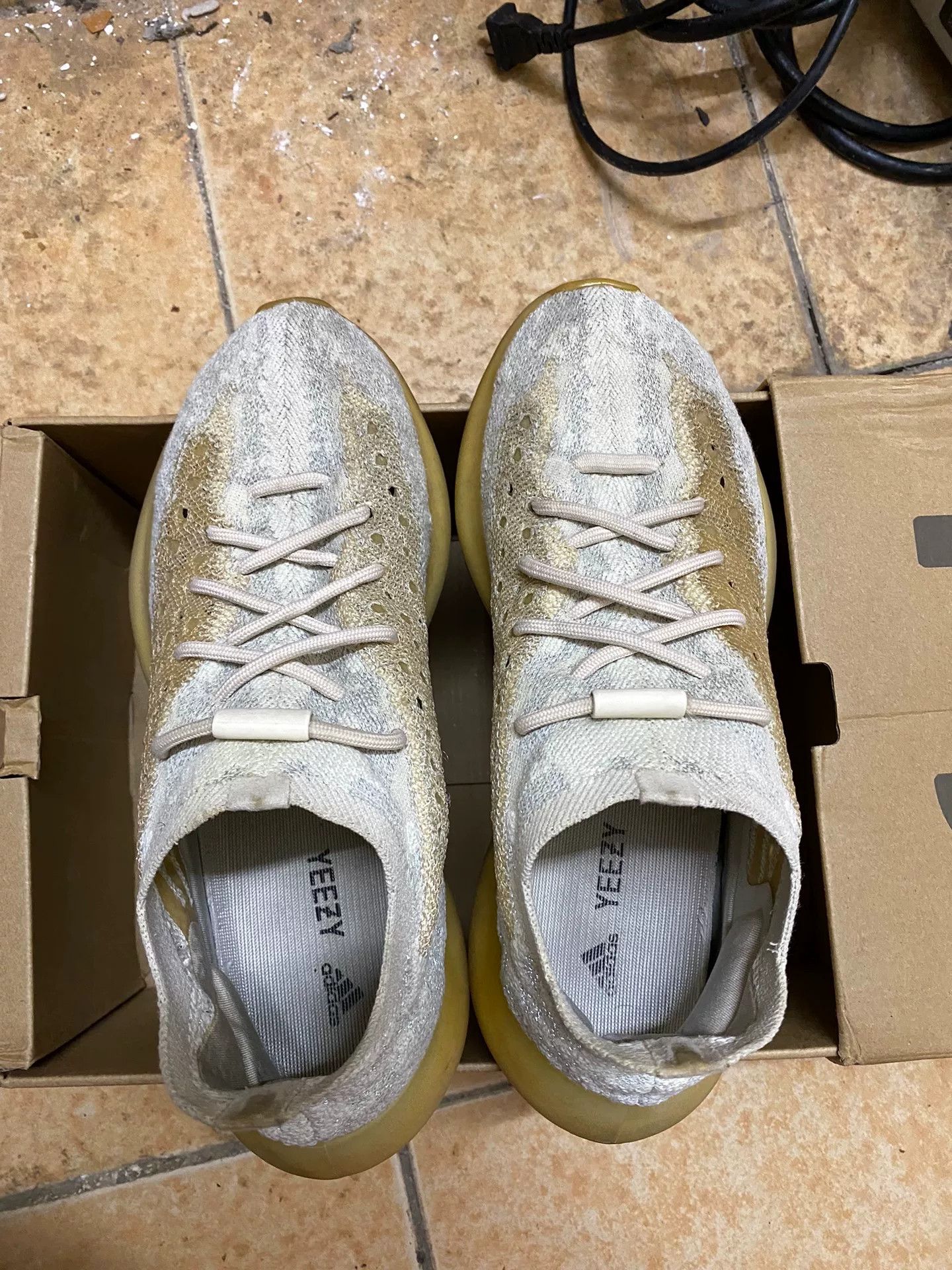 Yeezy Yeezy Pink Lowtop Sneakers 41 Men Size US 8.5 / EU 41-42 - 9 Thumbnail
