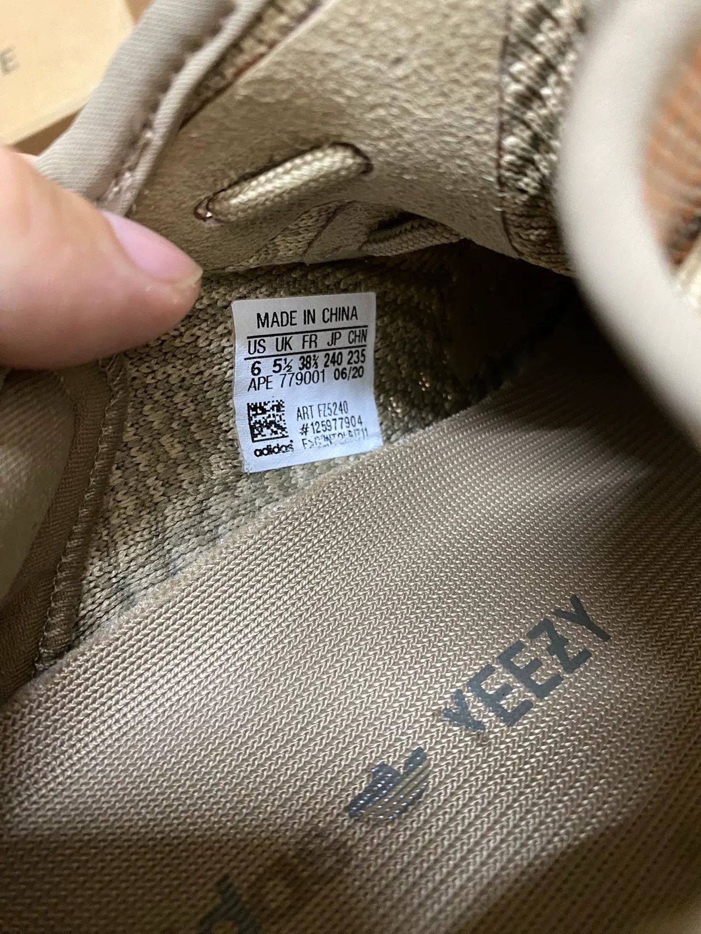 Adidas Adidas YEEZY350 Orange Lowtop Sneakers S Men Size US 10 / EU 43 - 4 Thumbnail