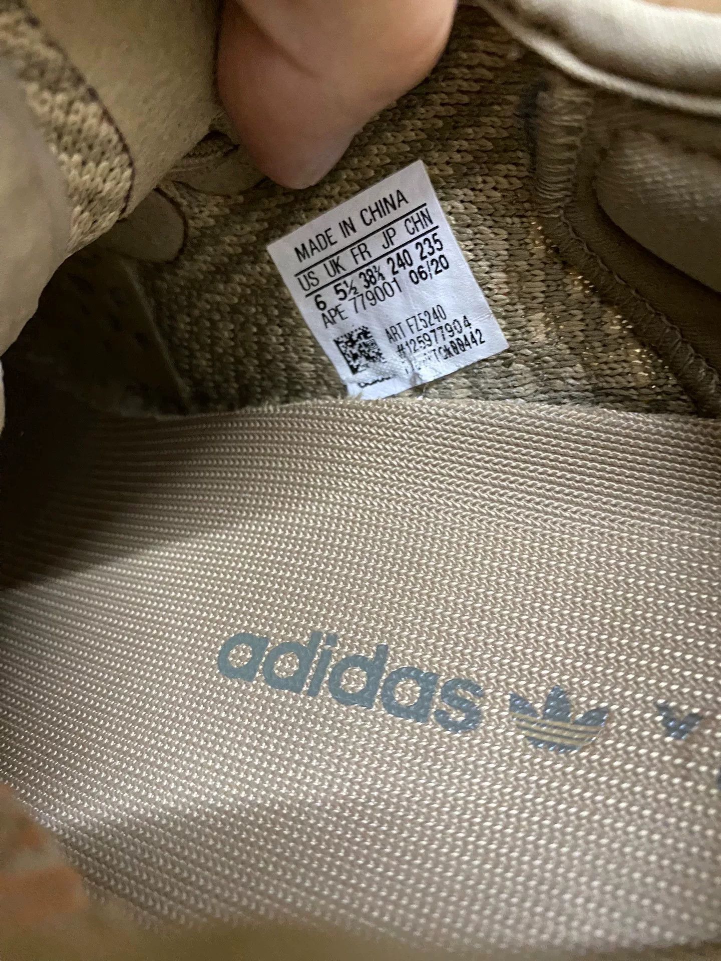 Adidas Adidas YEEZY350 Orange Lowtop Sneakers S Men Size US 10 / EU 43 - 5 Thumbnail