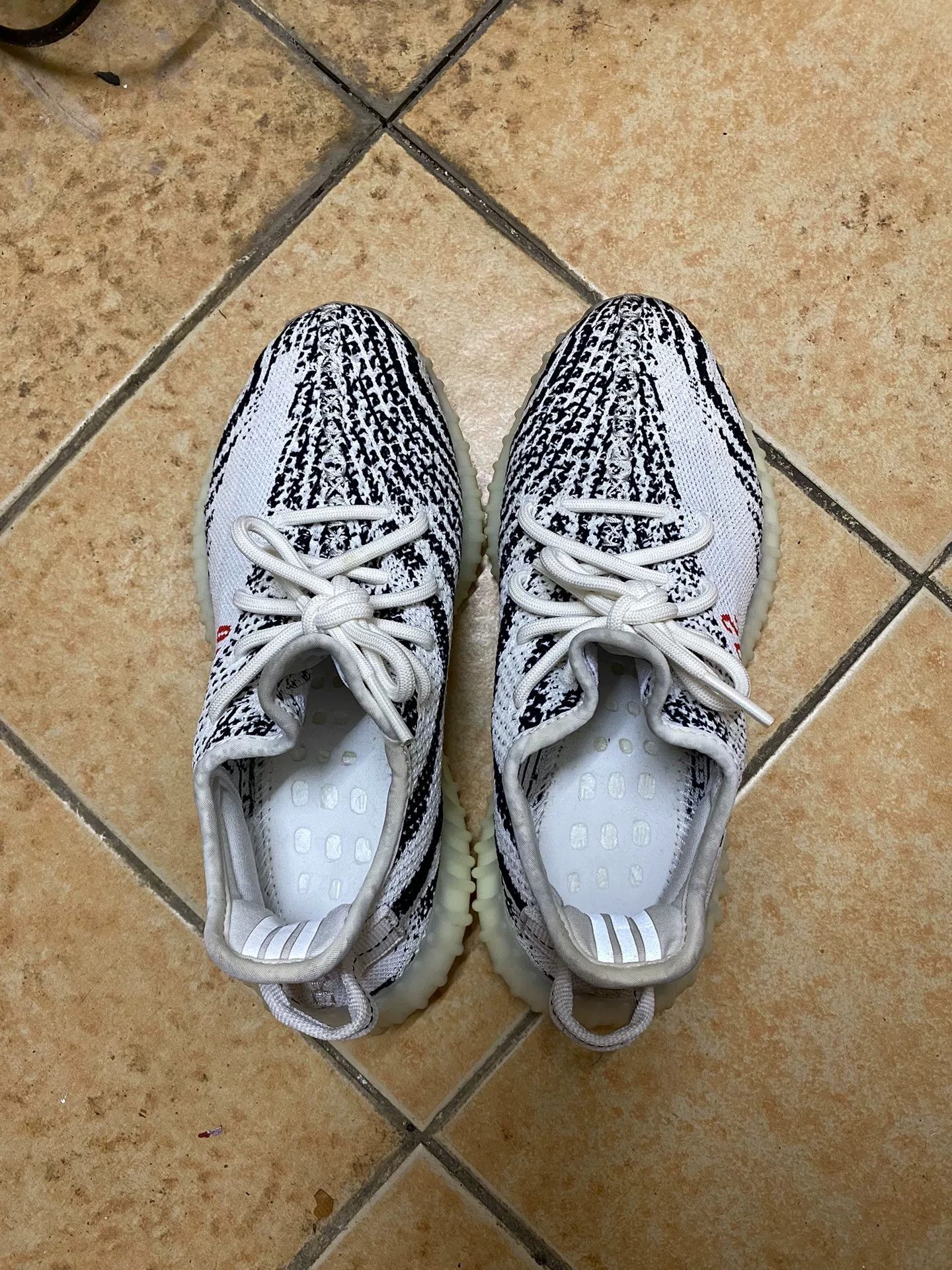 Adidas Adidas YEEZY350 Yellow Lowtop Sneakers 38 Men Size US 6 / EU 39 - 6 Thumbnail