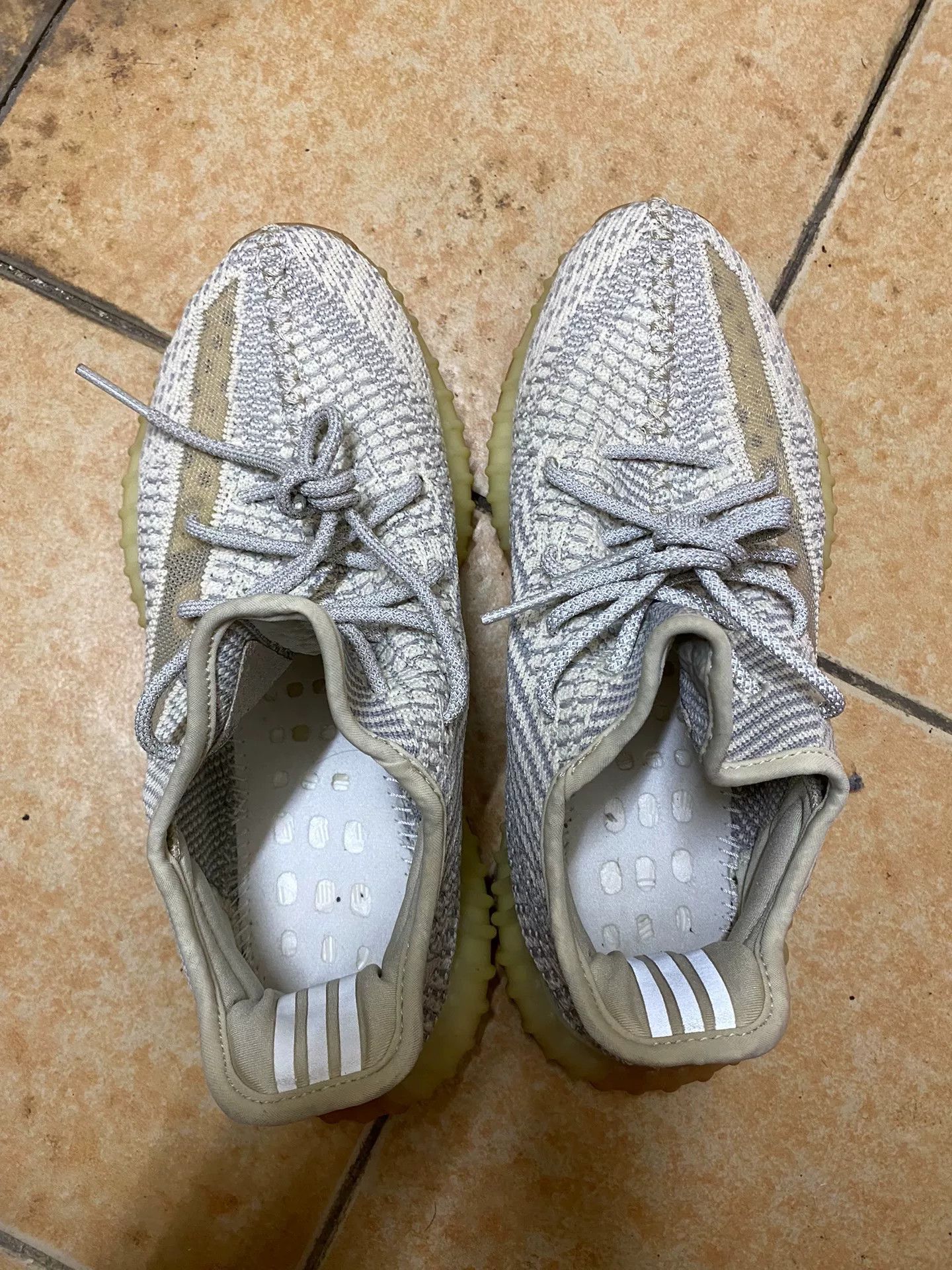 Adidas Adidas YEEZY350 Limited Yellow Lowtop Sneakers 41 Men Size US 8.5 / EU 41-42 - 7 Thumbnail