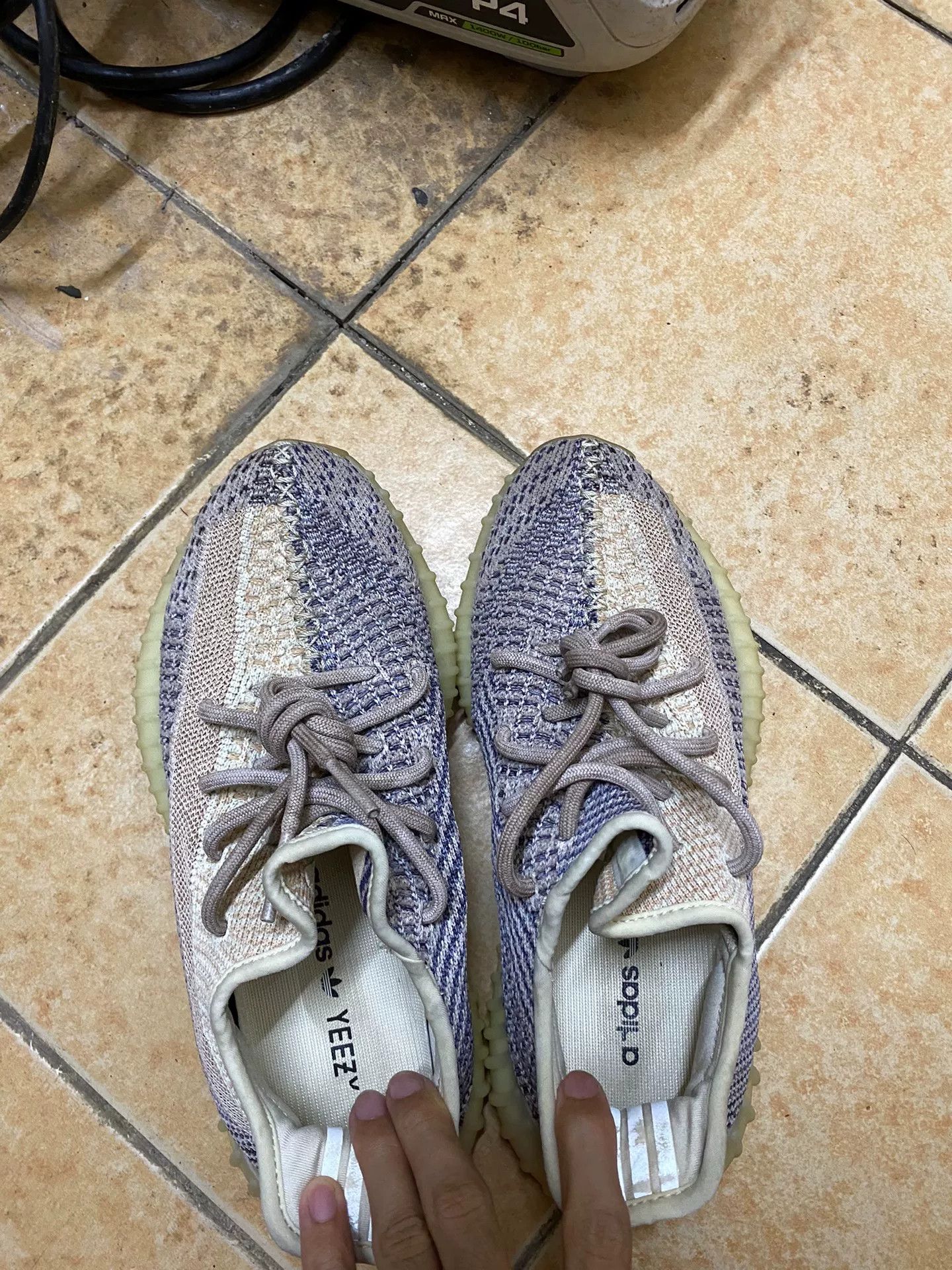 Yeezy Yeezy Gray Lowtop Sneakers 39 Men Size US 6.5 / EU 39-40 - 5 Thumbnail
