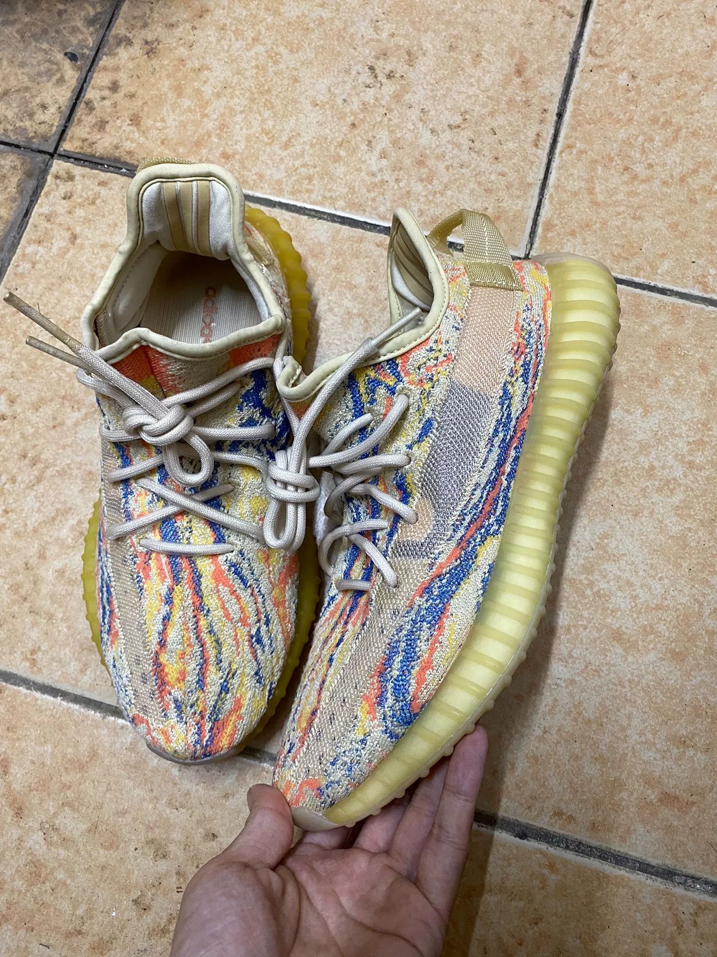 Adidas Adidas YEEZY350 Yellow Lowtop Sneakers 40 Men Size US 7.5 / EU 40-41 - 9 Thumbnail