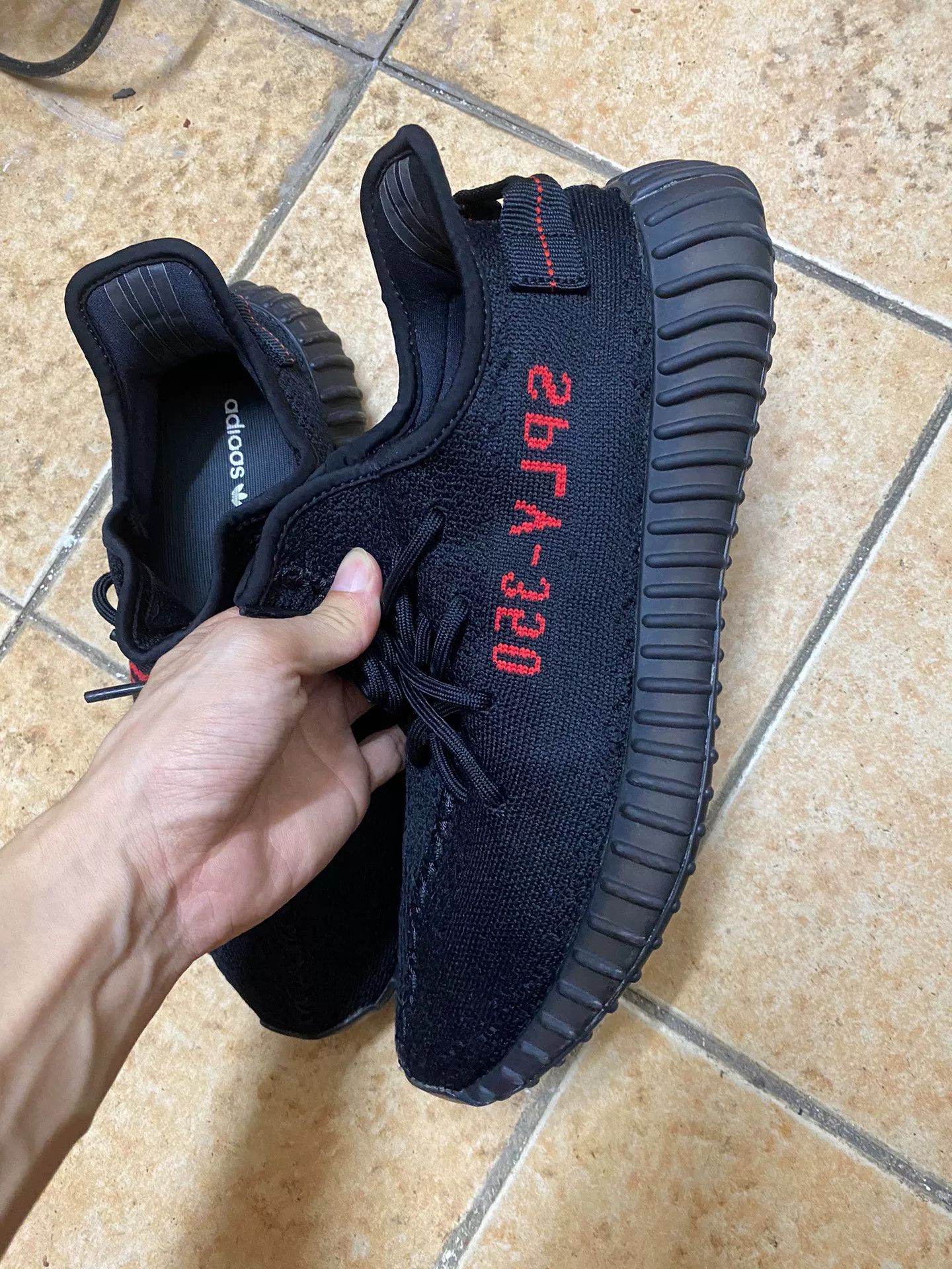 Adidas Adidas YEEZY350 Black Lowtop Sneakers 42 Men Size US 9 / EU 42 - 2 Thumbnail