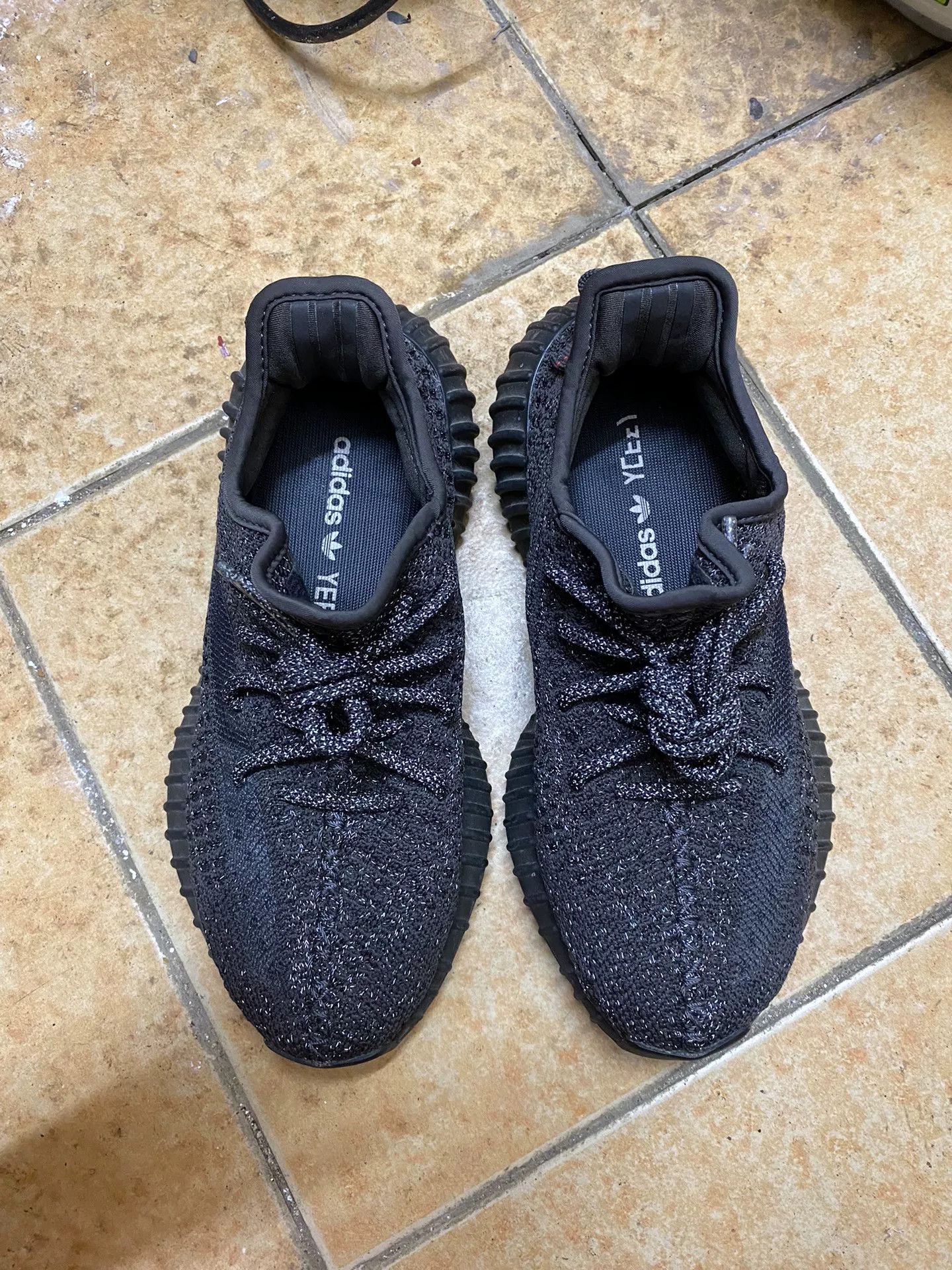 Yeezy Yeezy Black Lowtop Sneakers 38 Men Size US 6 / EU 39 - 4 Thumbnail