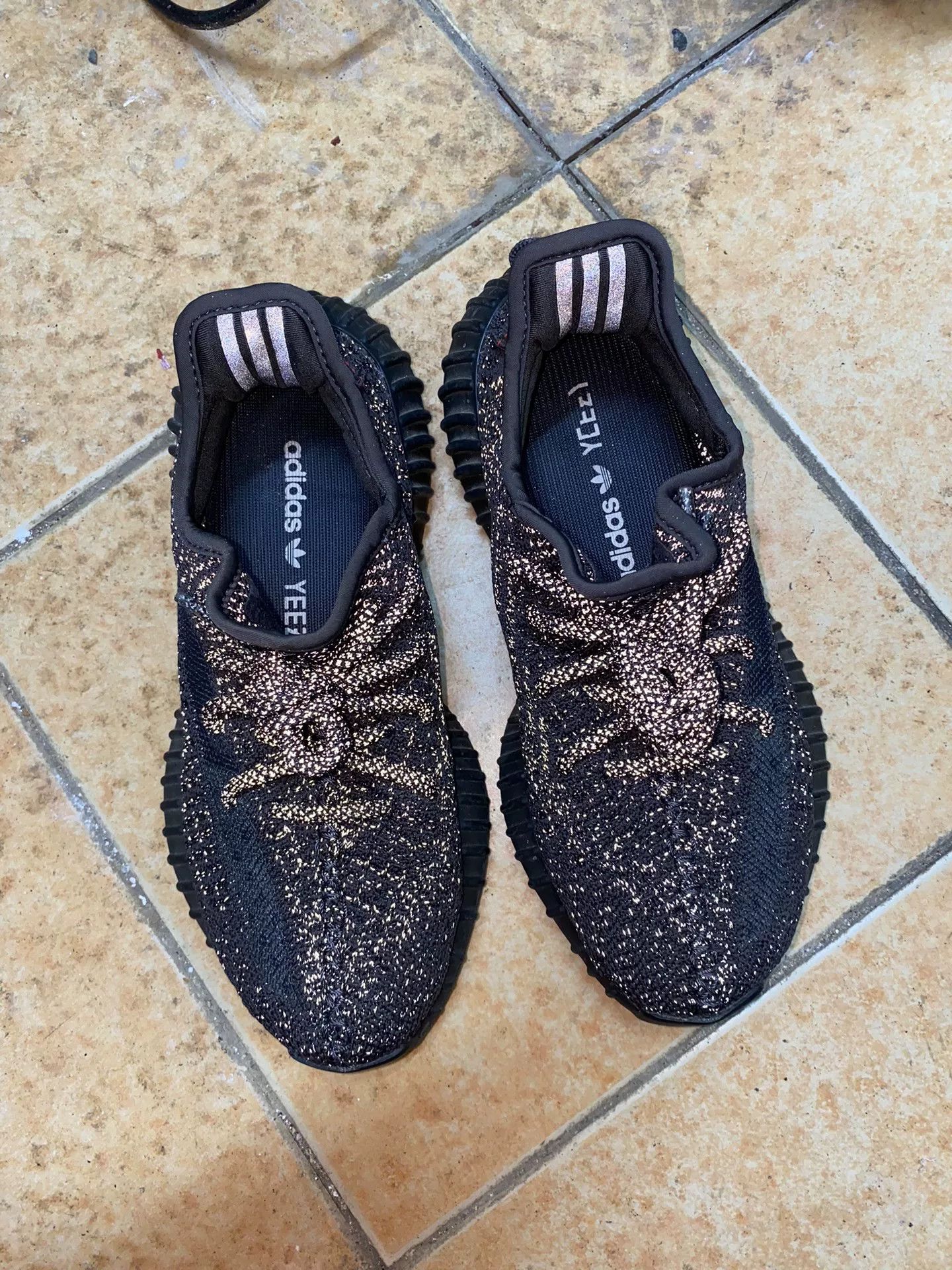 Yeezy Yeezy Black Lowtop Sneakers 38 Men Size US 6 / EU 39 - 3 Thumbnail