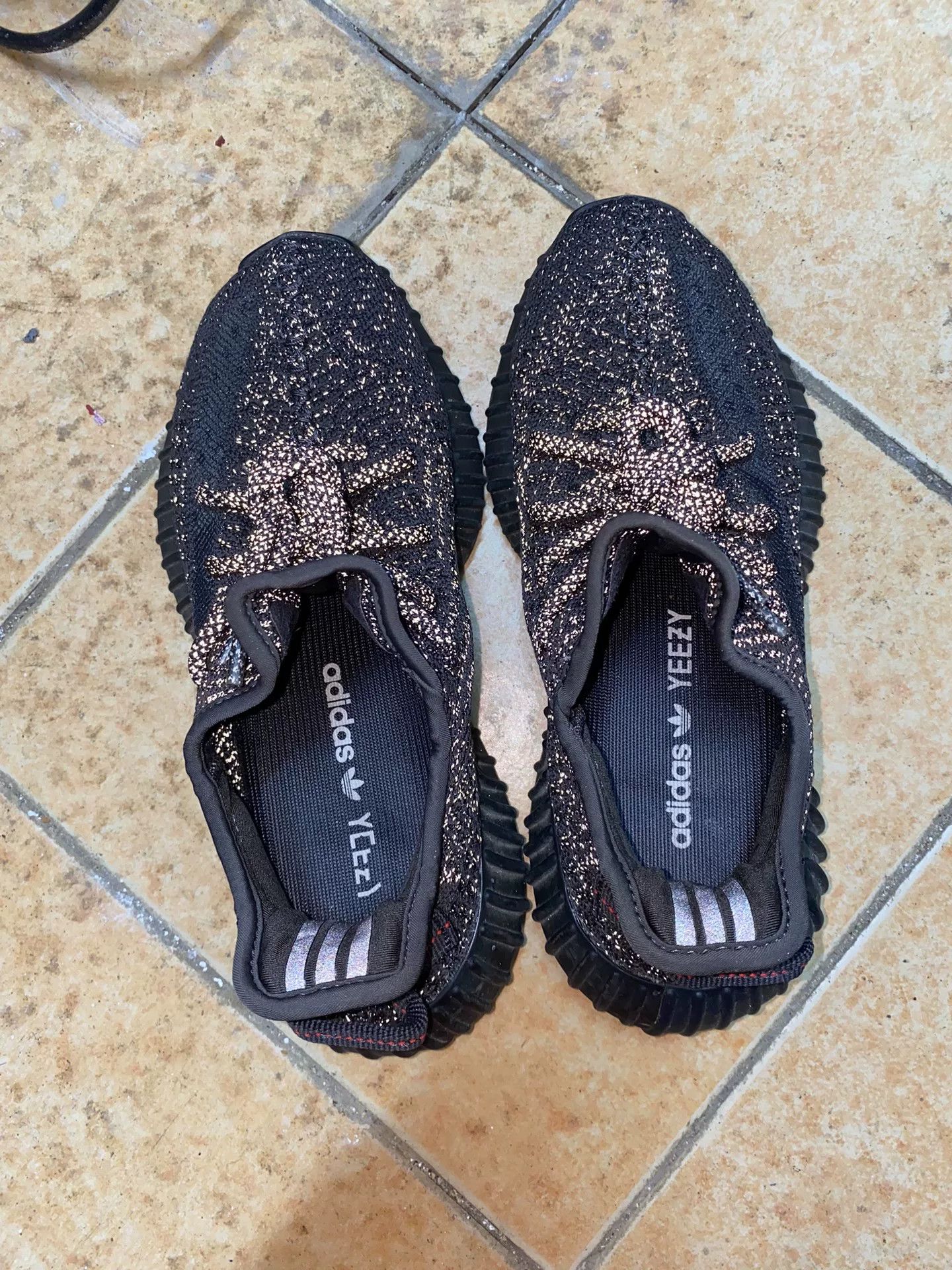 Yeezy Yeezy Black Lowtop Sneakers 38 Men Size US 6 / EU 39 - 2 Thumbnail