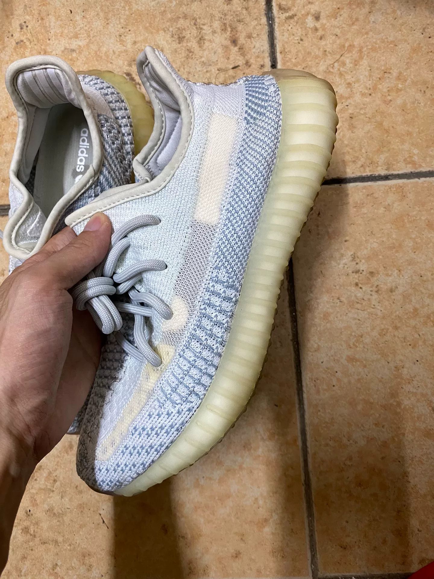 Adidas Adidas YEEZY350 White Lowtop Sneakers 38 Men Size US 6 / EU 39 - 2 Thumbnail