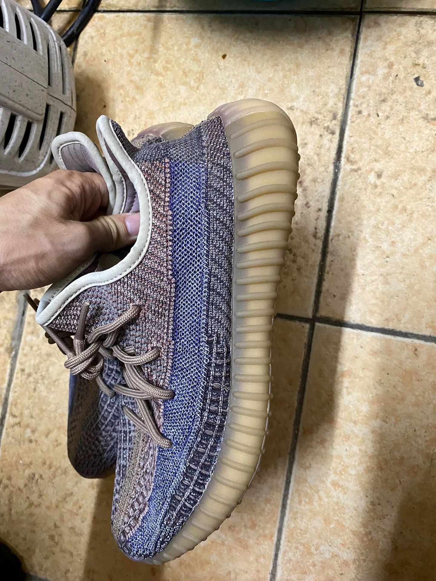 Adidas Adidas YEEZY350 Brown Lowtop Sneakers 35 Men Size US 5 / EU 37 - 5 Thumbnail