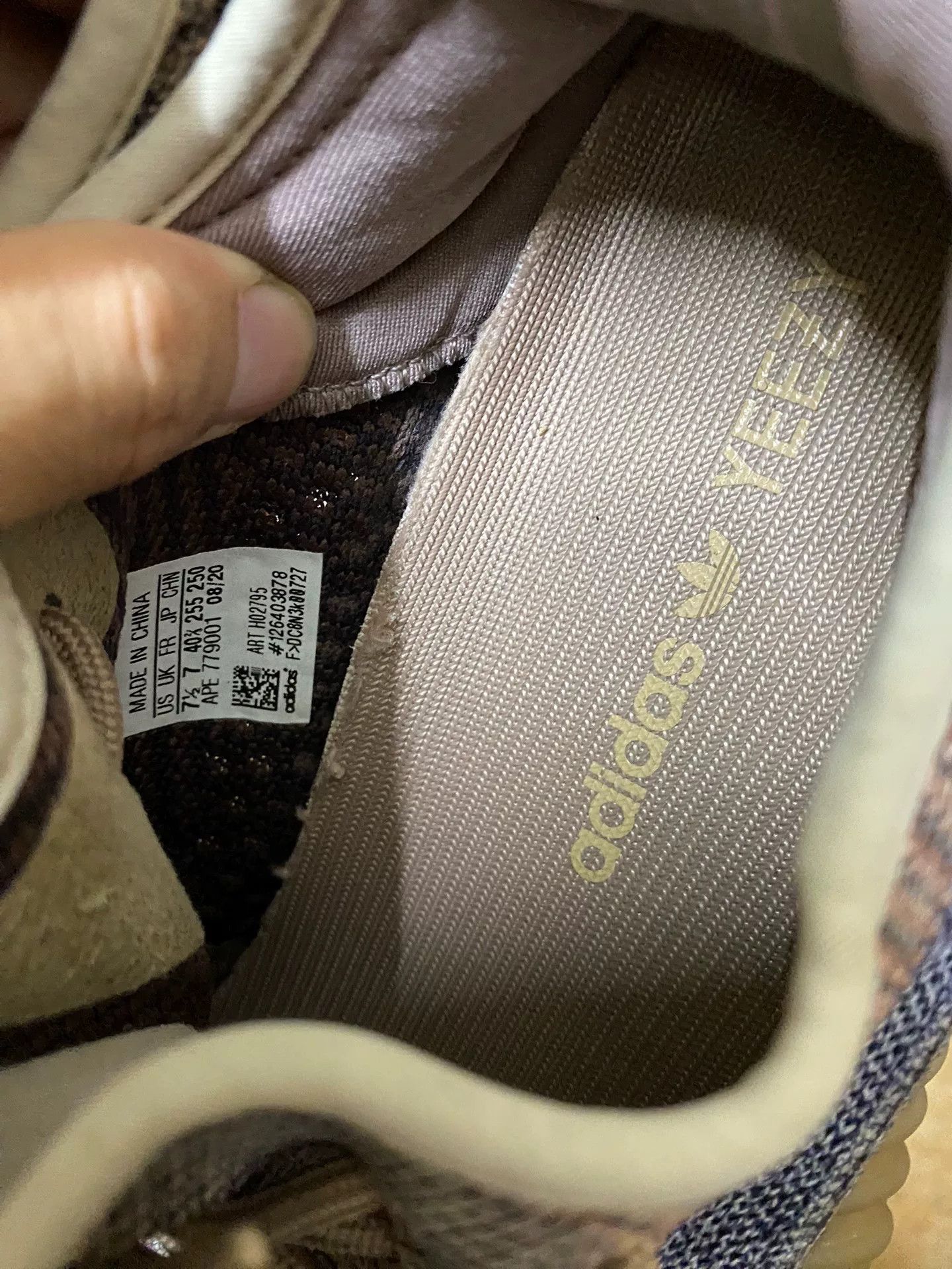 Adidas Adidas YEEZY350 Brown Lowtop Sneakers 35 Men Size US 5 / EU 37 - 6 Thumbnail